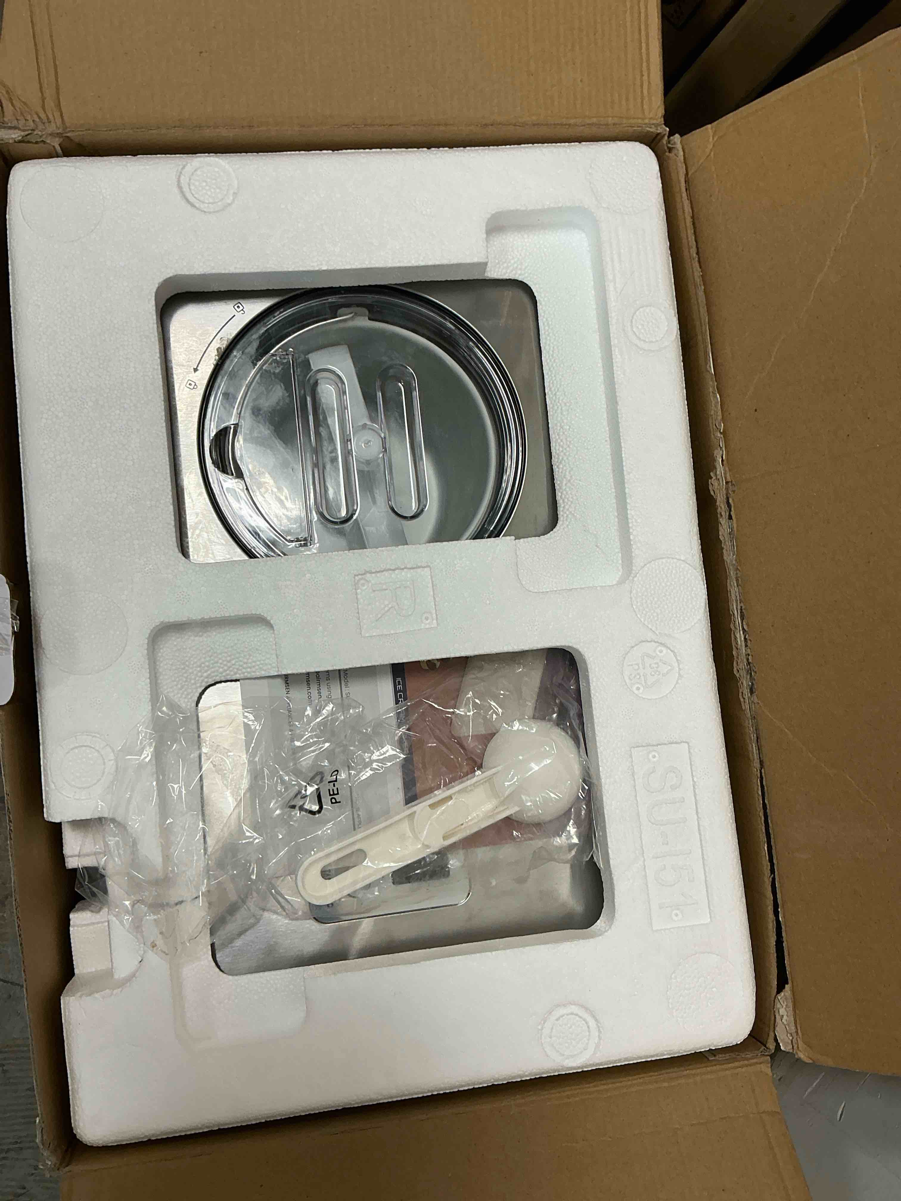 https://s3.amazonaws.com/lotting-images-prod/EmanualPiazza/PNK3436019_1761233838916.jpeg