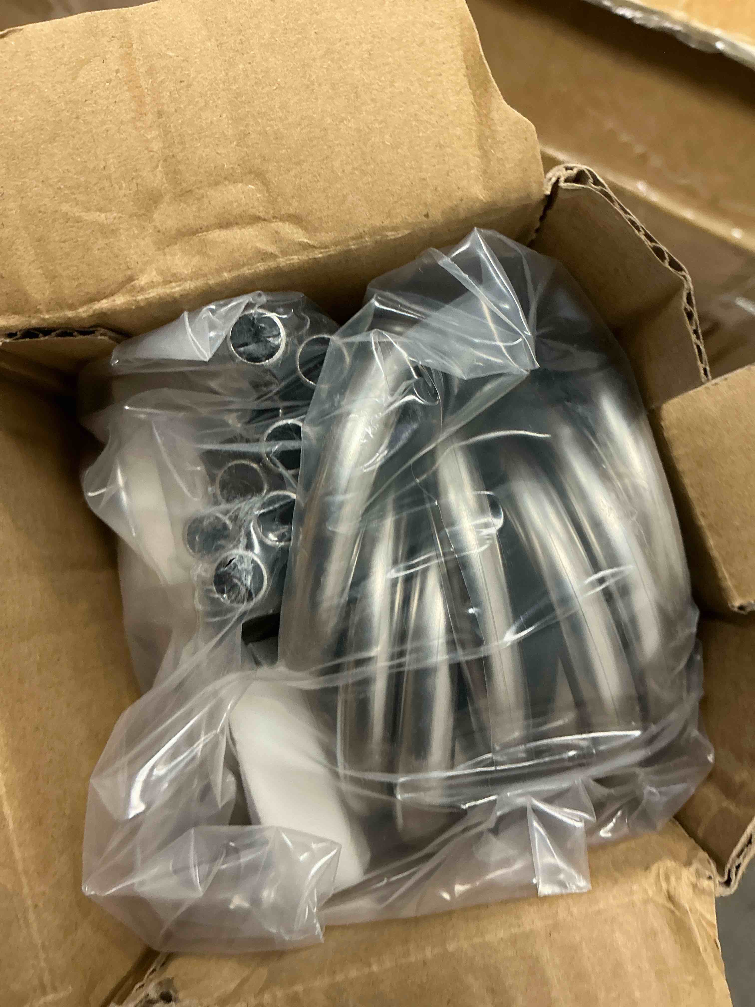 https://s3.amazonaws.com/lotting-images-prod/EmanualPiazza/PNK3436028_1760102239919.jpeg