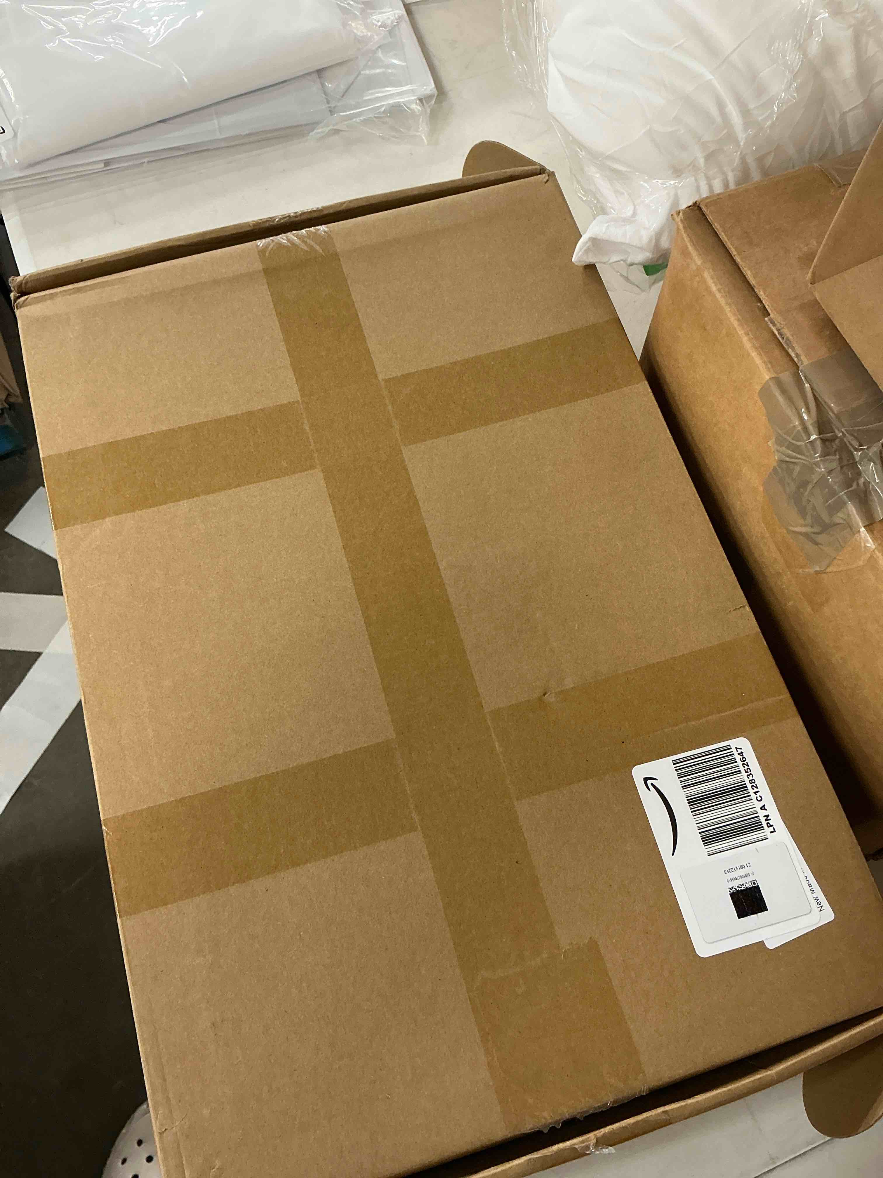 https://s3.amazonaws.com/lotting-images-prod/EmanualPiazza/PNK3436570_1760538527739.jpeg