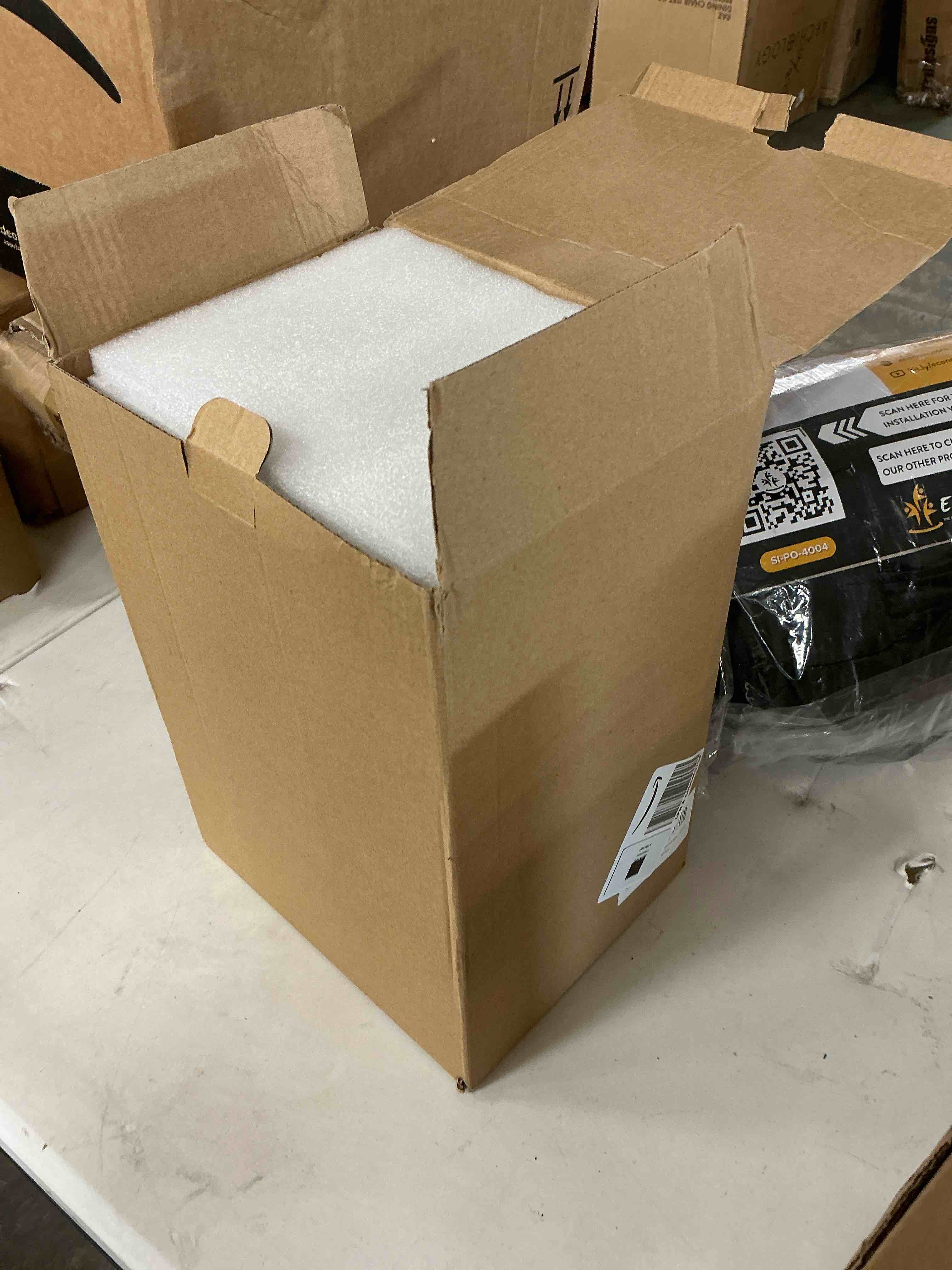 https://s3.amazonaws.com/lotting-images-prod/EmanualPiazza/PNK3436573_1760538395134.jpeg