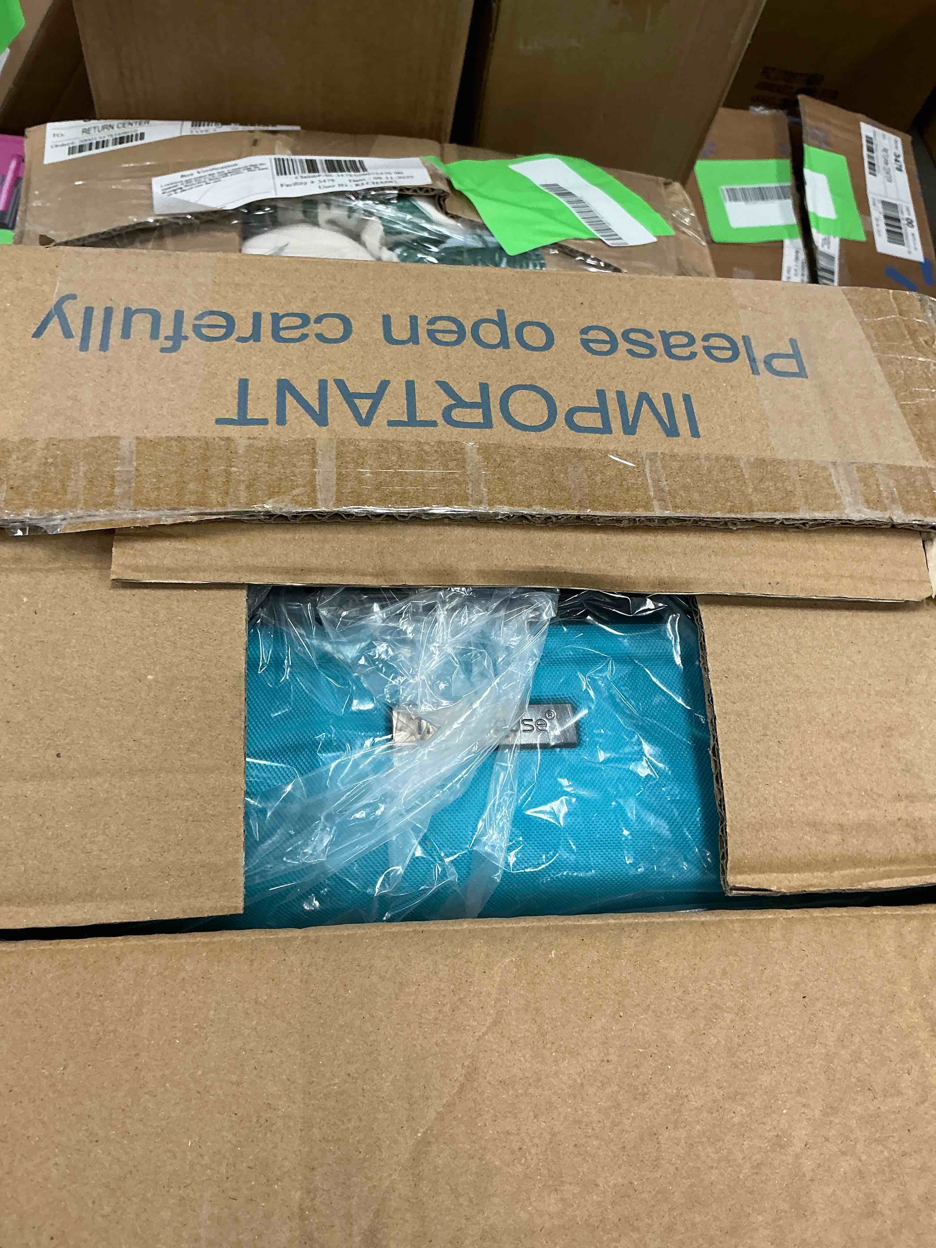 https://s3.amazonaws.com/lotting-images-prod/EmanualPiazza/PNK3436676_1760626144655.jpeg