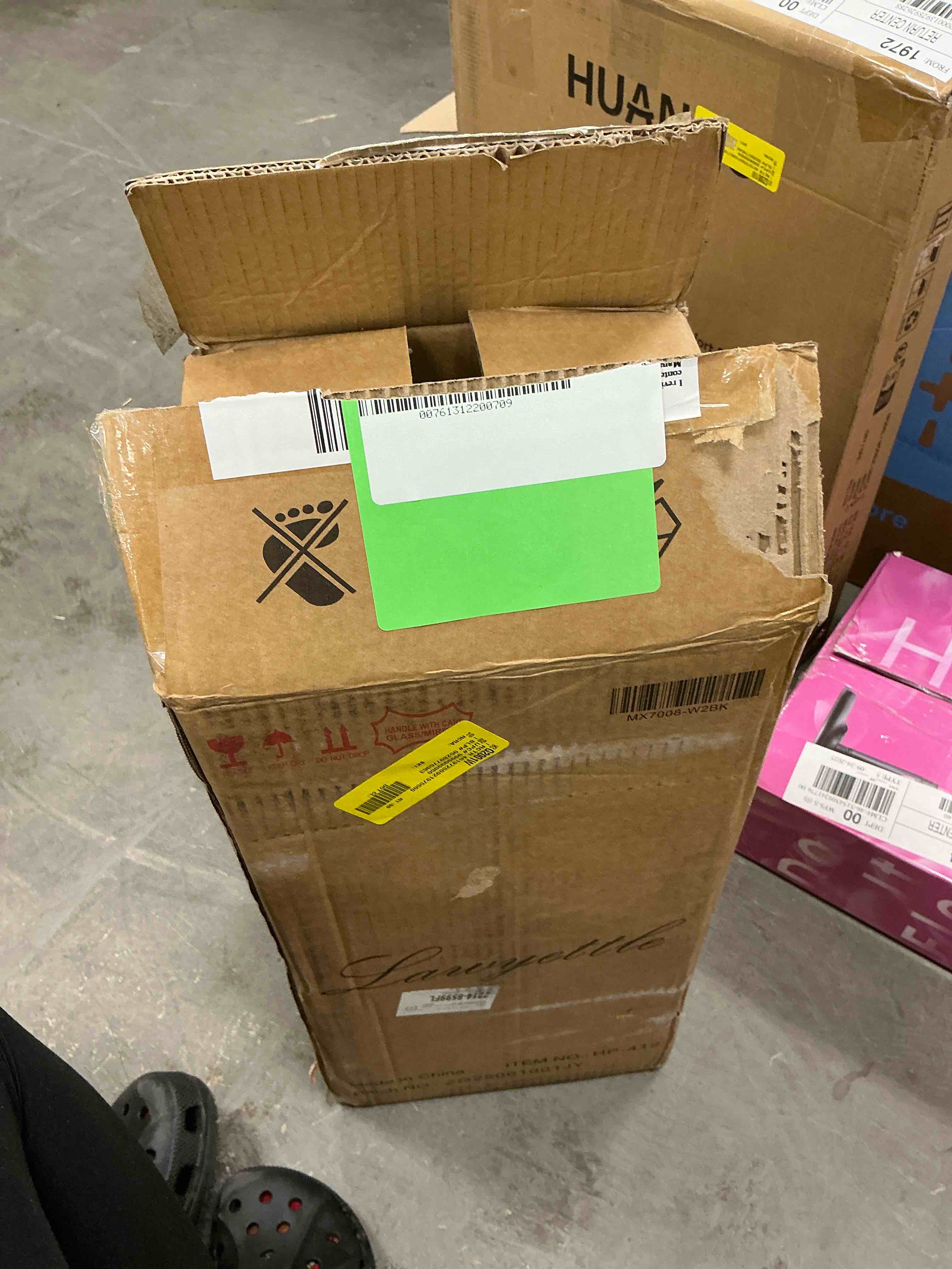 https://s3.amazonaws.com/lotting-images-prod/EmanualPiazza/PNK3436685_1760626994197.jpeg