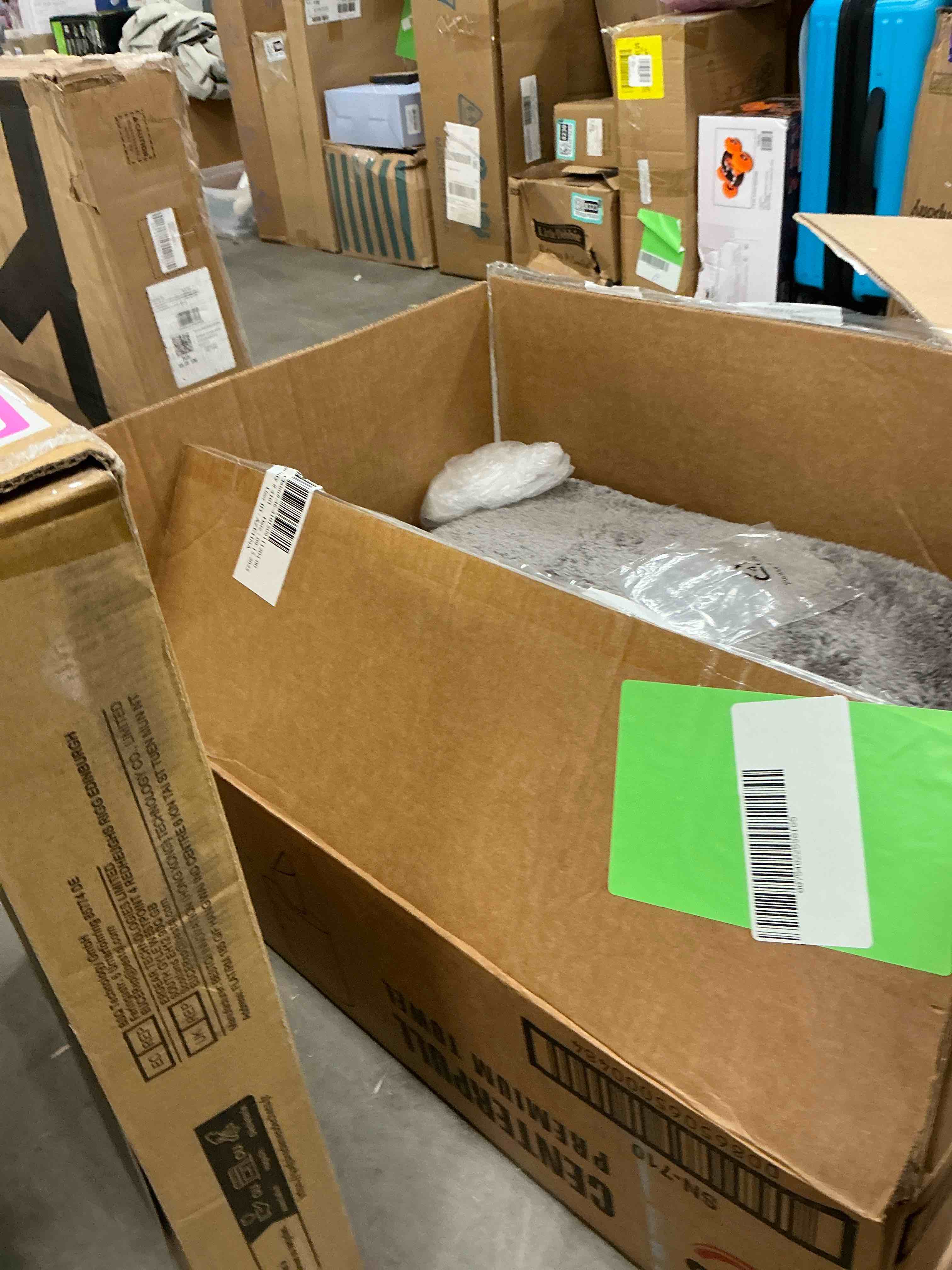 https://s3.amazonaws.com/lotting-images-prod/EmanualPiazza/PNK3436689_1760628298818.jpeg