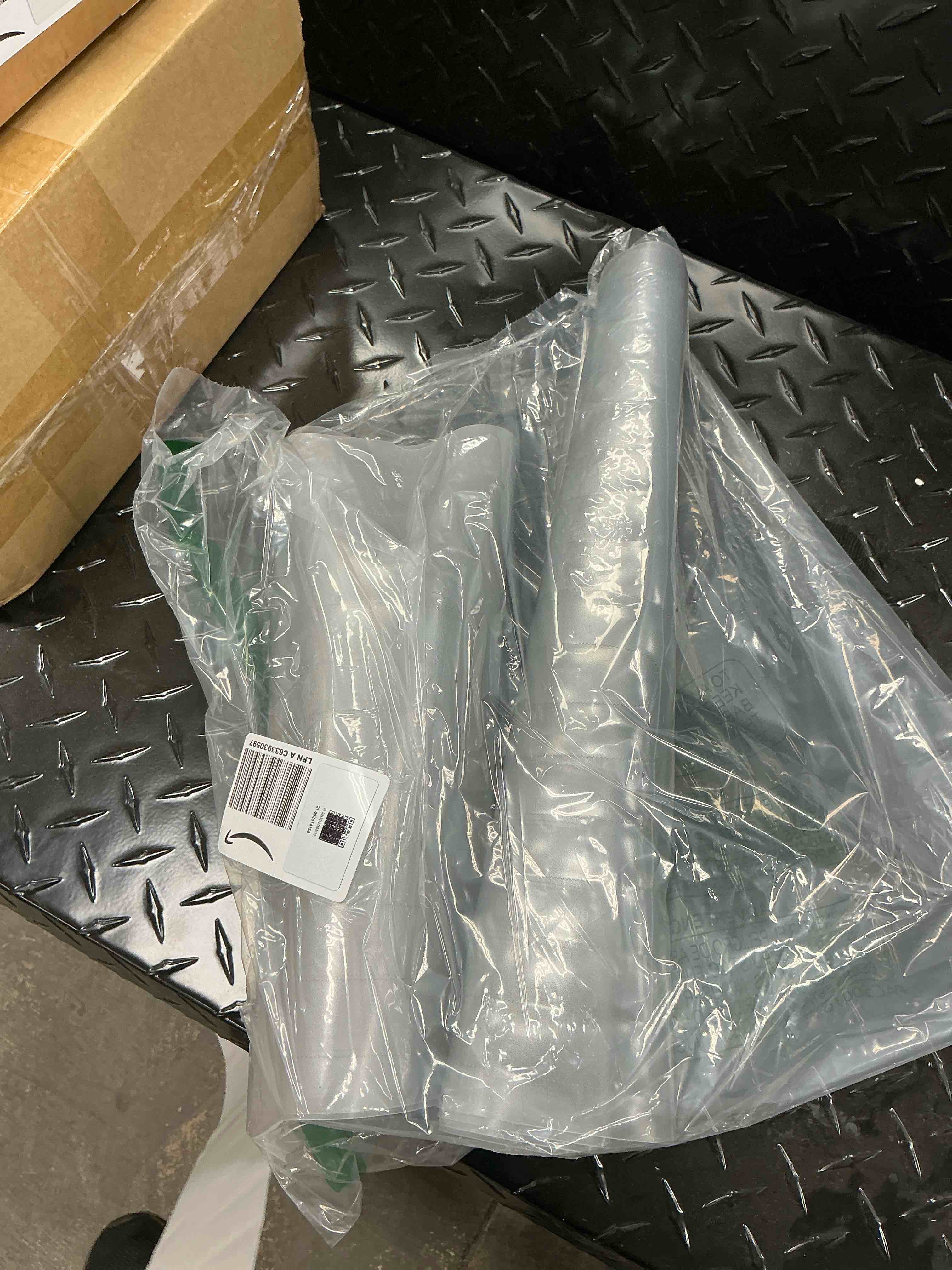 https://s3.amazonaws.com/lotting-images-prod/EmanualPiazza/PNK3436749_1760627359052.jpeg