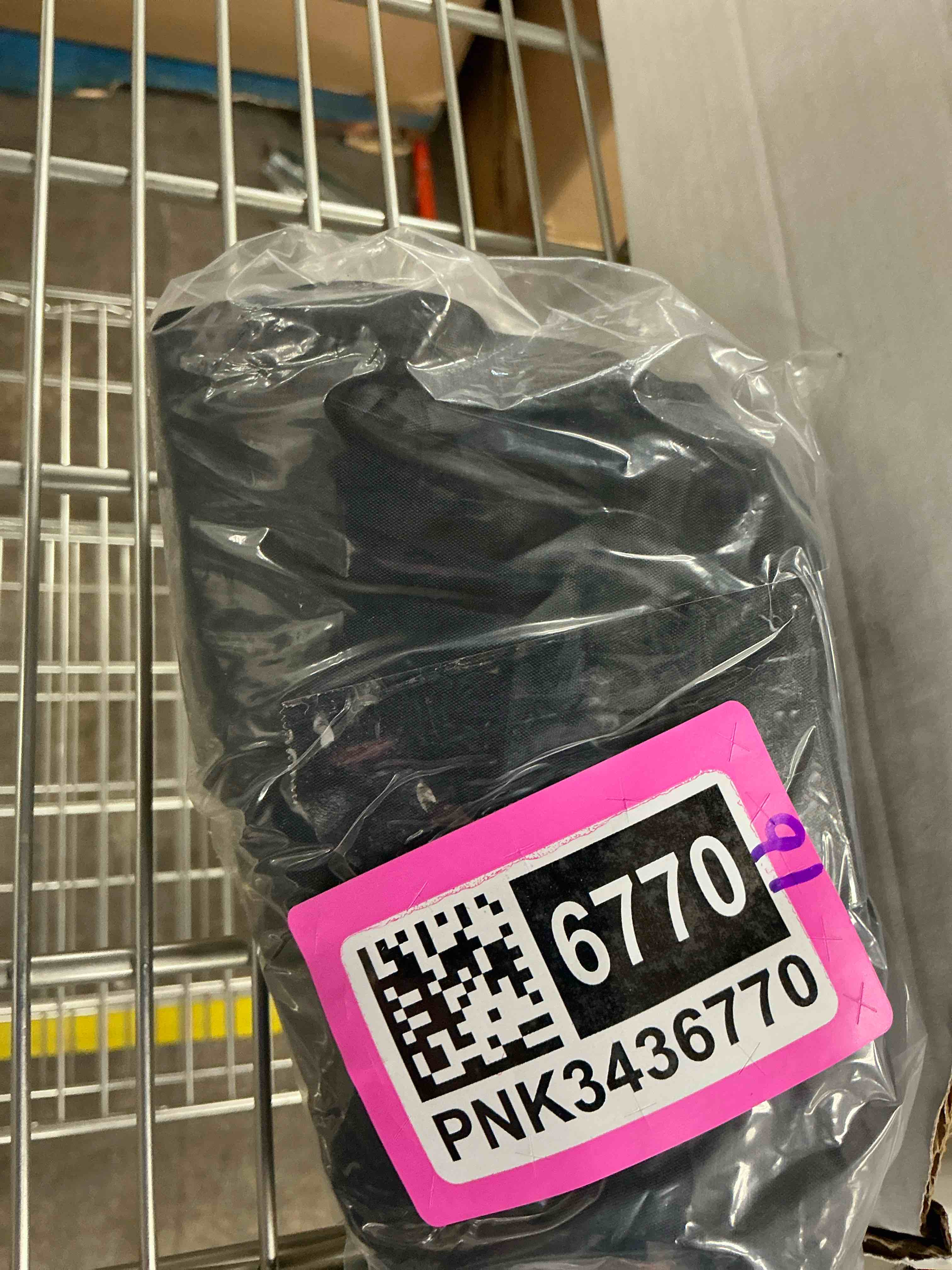 https://s3.amazonaws.com/lotting-images-prod/EmanualPiazza/PNK3436770_1760626365172.jpeg