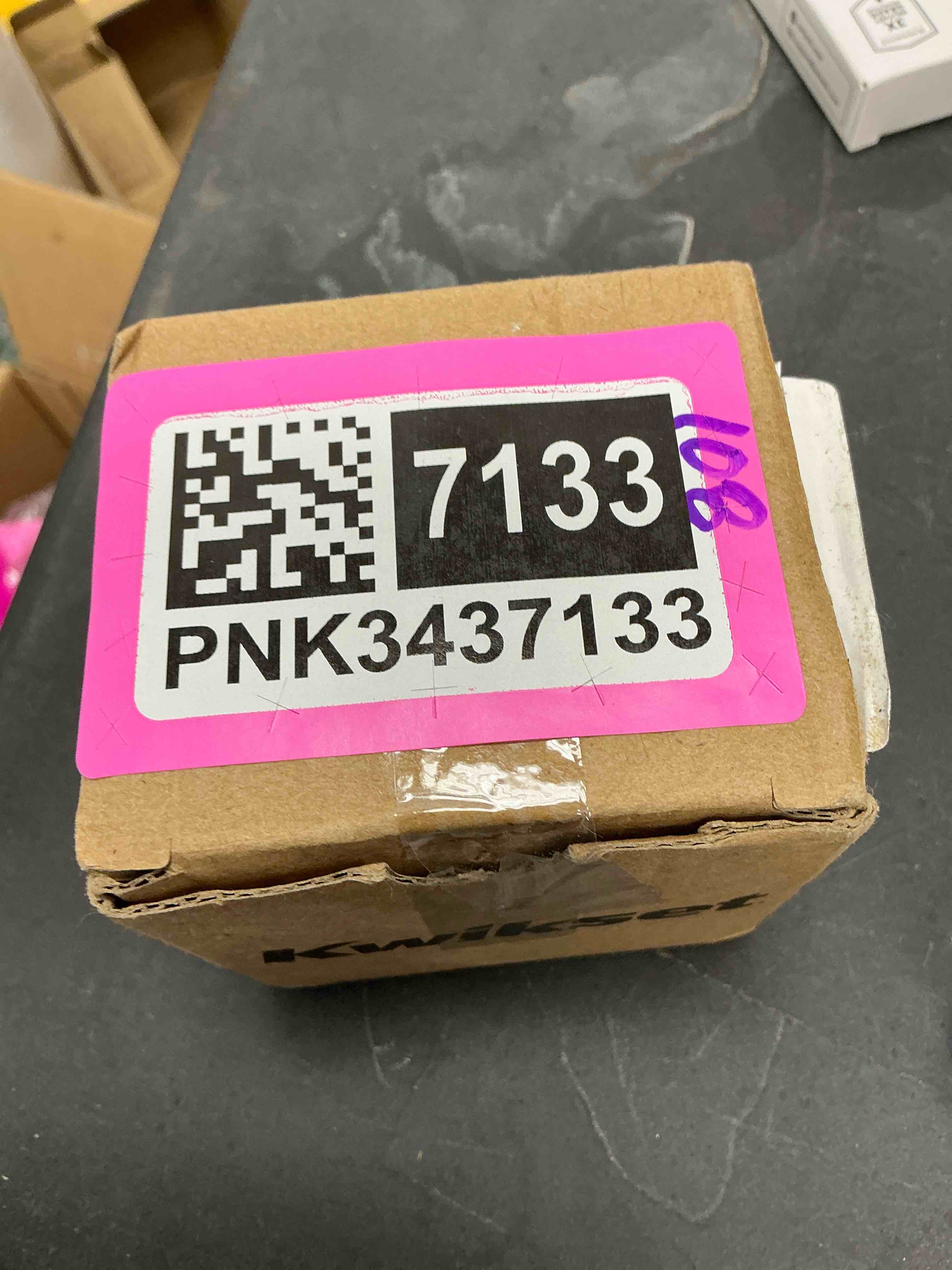 https://s3.amazonaws.com/lotting-images-prod/EmanualPiazza/PNK3437133_1760796758519.jpeg