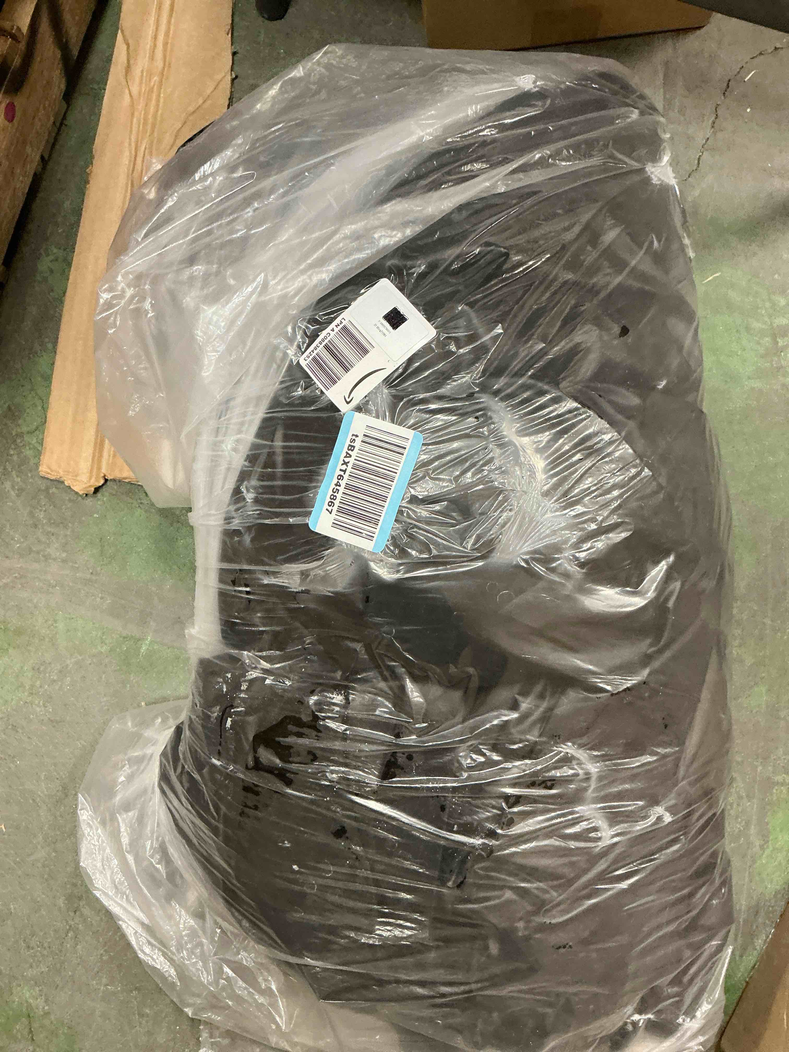 https://s3.amazonaws.com/lotting-images-prod/EmanualPiazza/PNK3437410_1761081780768.jpeg