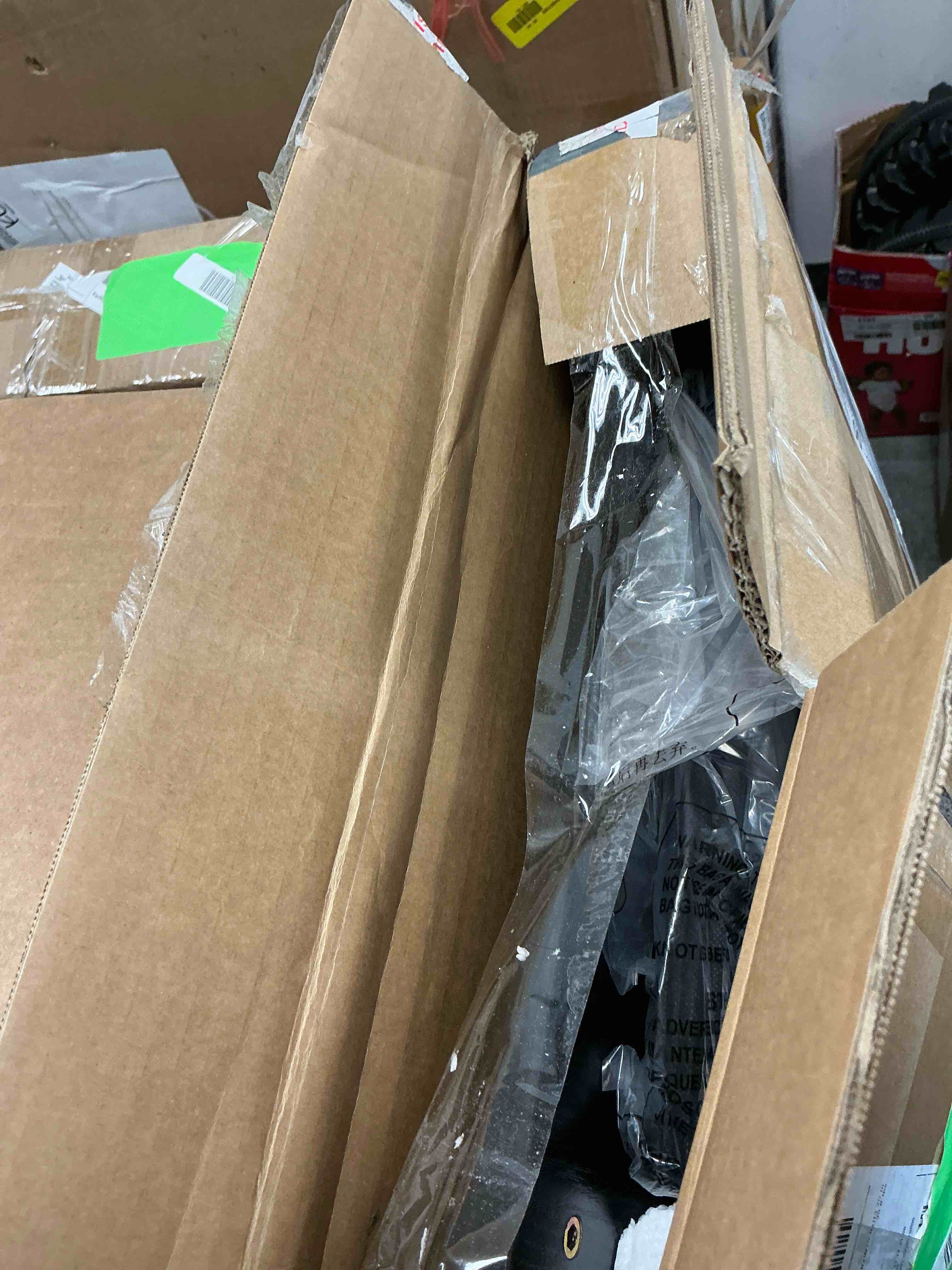 https://s3.amazonaws.com/lotting-images-prod/EmanualPiazza/PNK3437447_1761230847425.jpeg