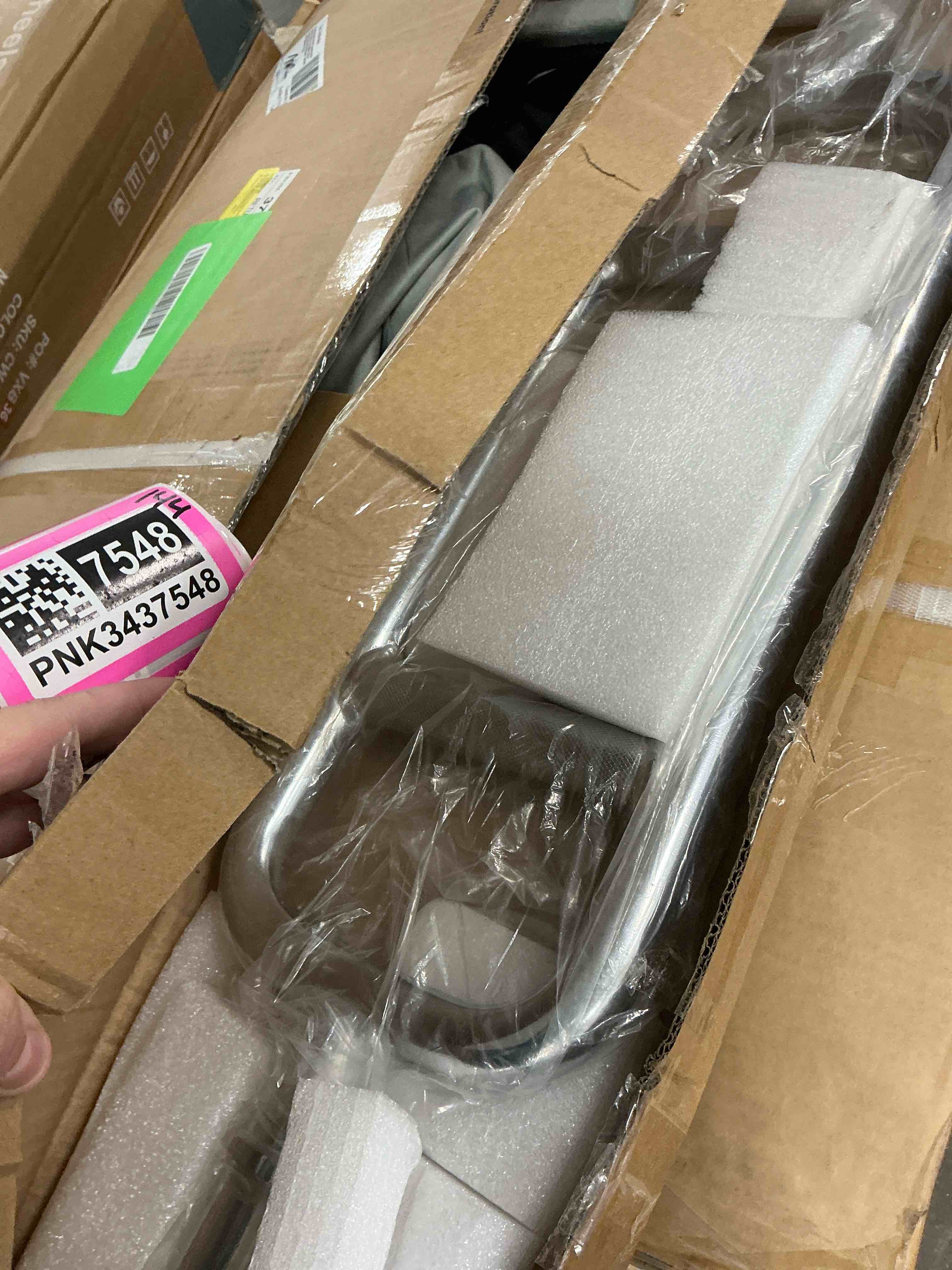 https://s3.amazonaws.com/lotting-images-prod/EmanualPiazza/PNK3437549_1761332176839.jpeg