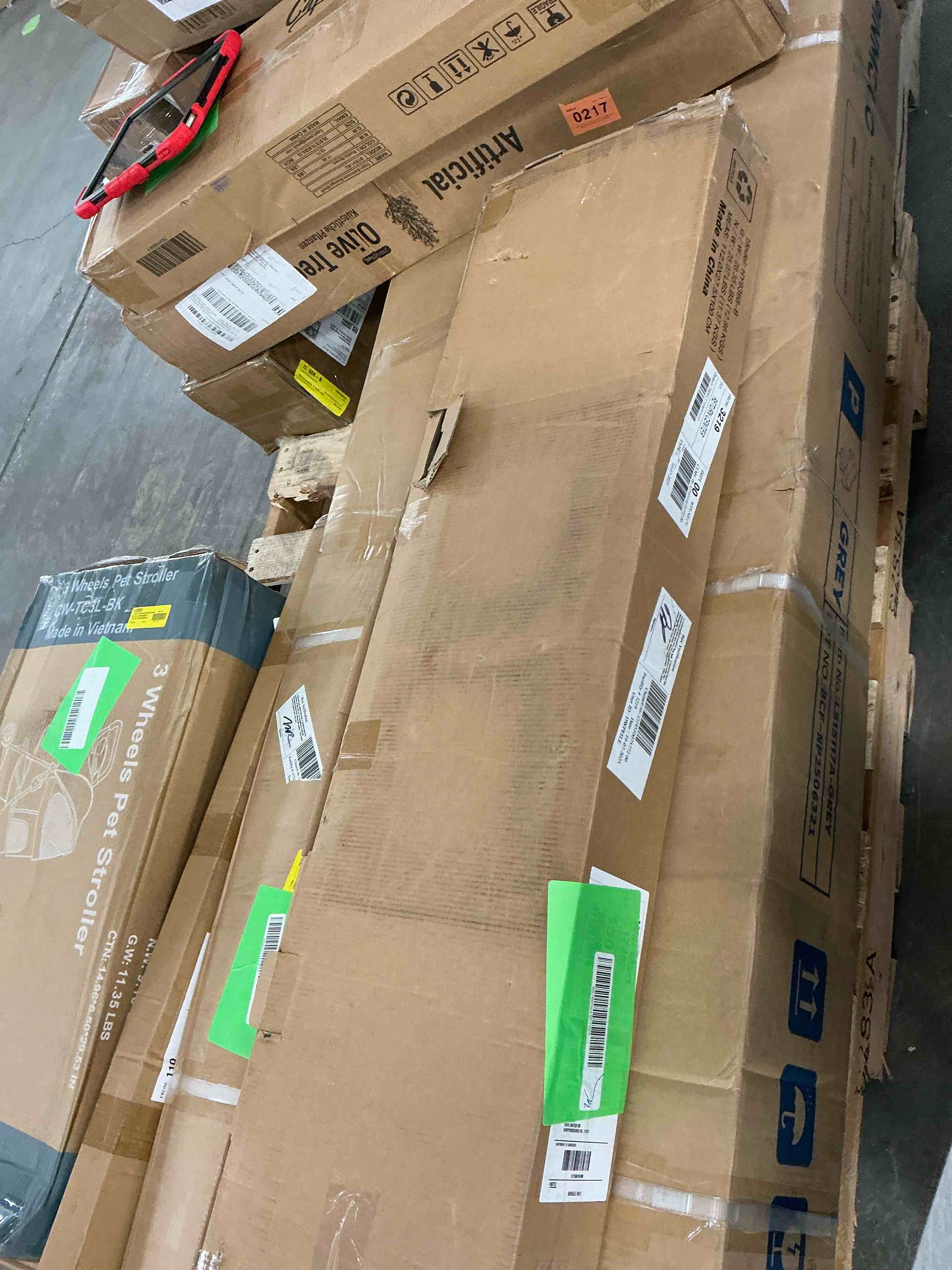 https://s3.amazonaws.com/lotting-images-prod/EmanualPiazza/PNK3437554_1761330256695.jpeg