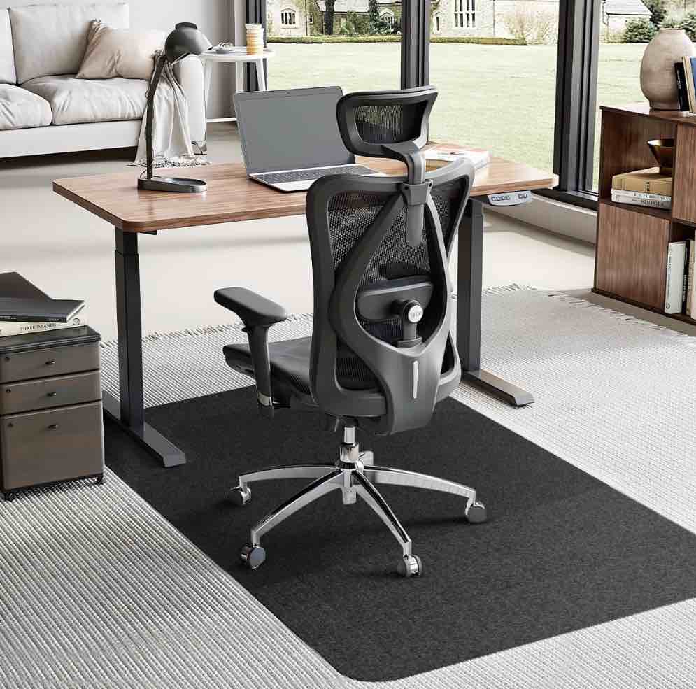 GPED Office Chair Mat for Carpet, 45" x 53"Rectangle Carpet Protector Mat, Sturdy Carpet Chair Mat with Studs for Office, Home and Gaming Floor?Black?