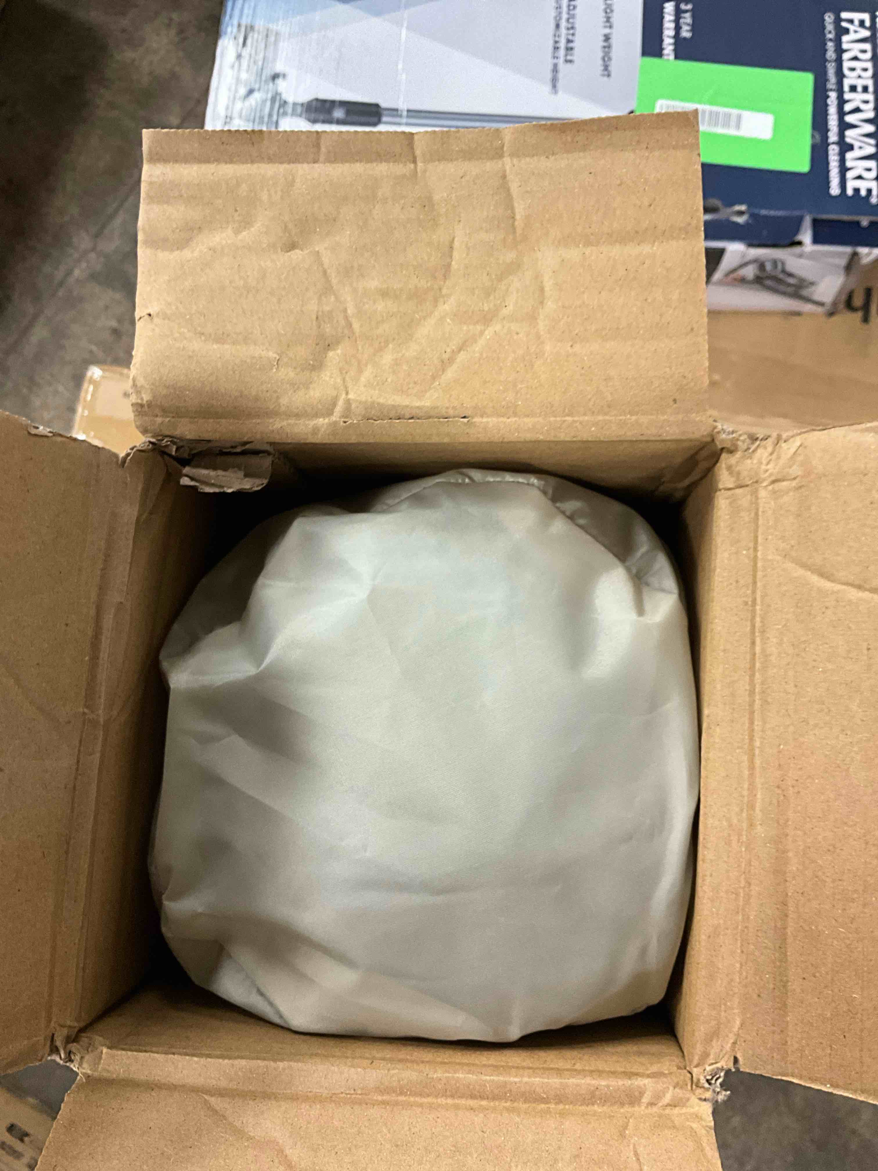 https://s3.amazonaws.com/lotting-images-prod/EmanualPiazza/PNK3439096_1753104419026.jpeg
