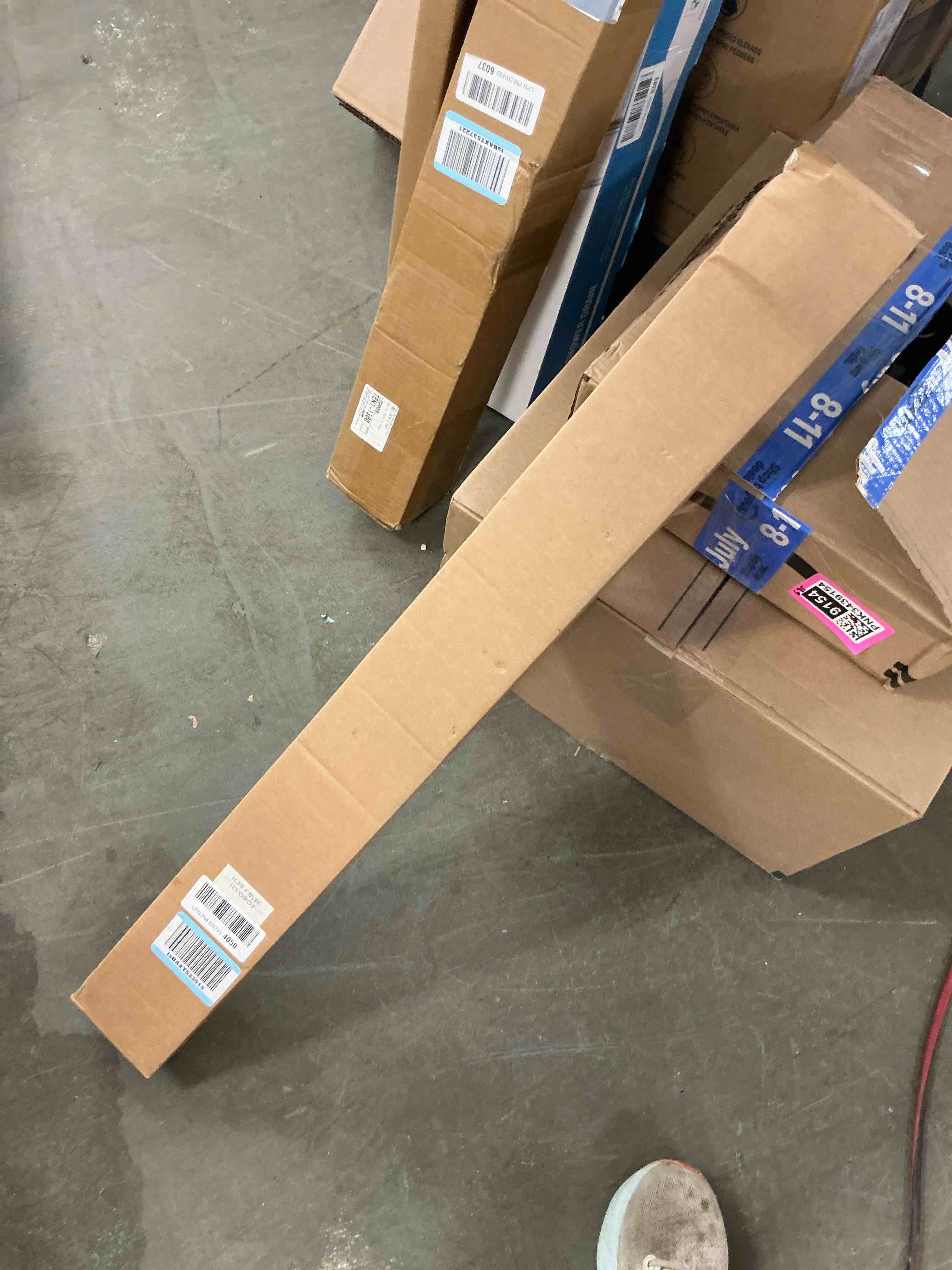https://s3.amazonaws.com/lotting-images-prod/EmanualPiazza/PNK3439146_1753110600378.jpeg