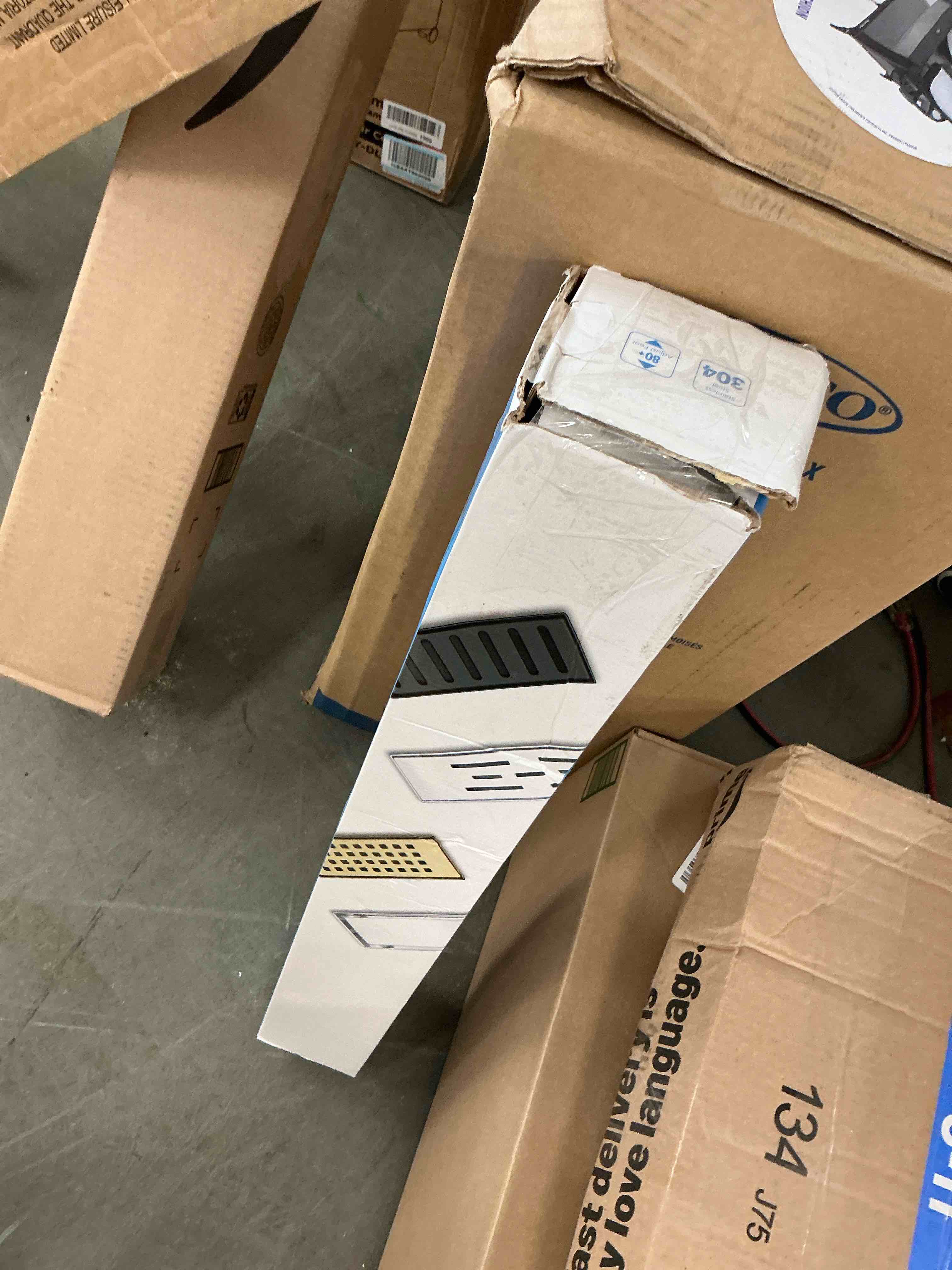 https://s3.amazonaws.com/lotting-images-prod/EmanualPiazza/PNK3439151_1753109875116.jpeg