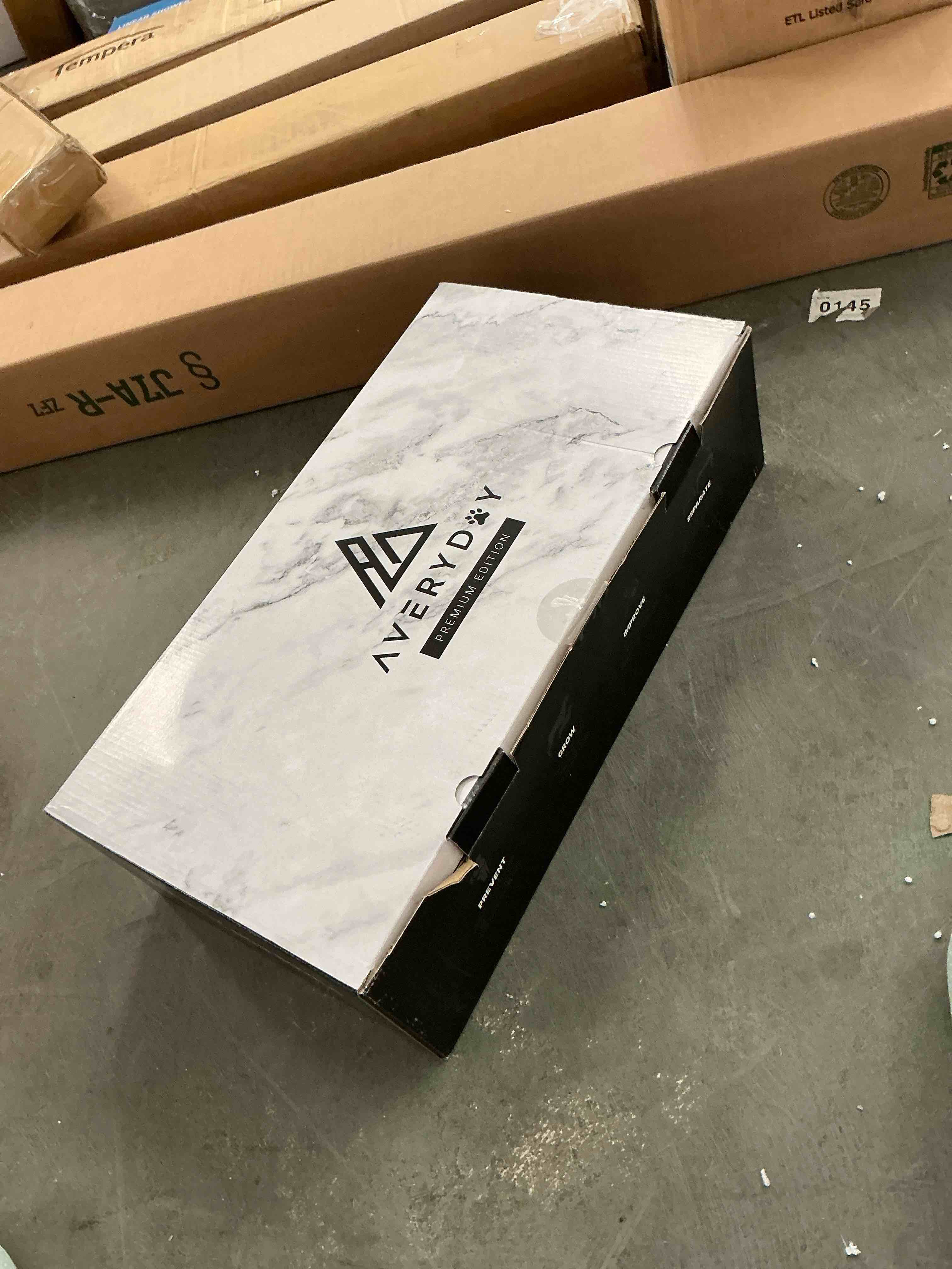 https://s3.amazonaws.com/lotting-images-prod/EmanualPiazza/PNK3439162_1753108536432.jpeg