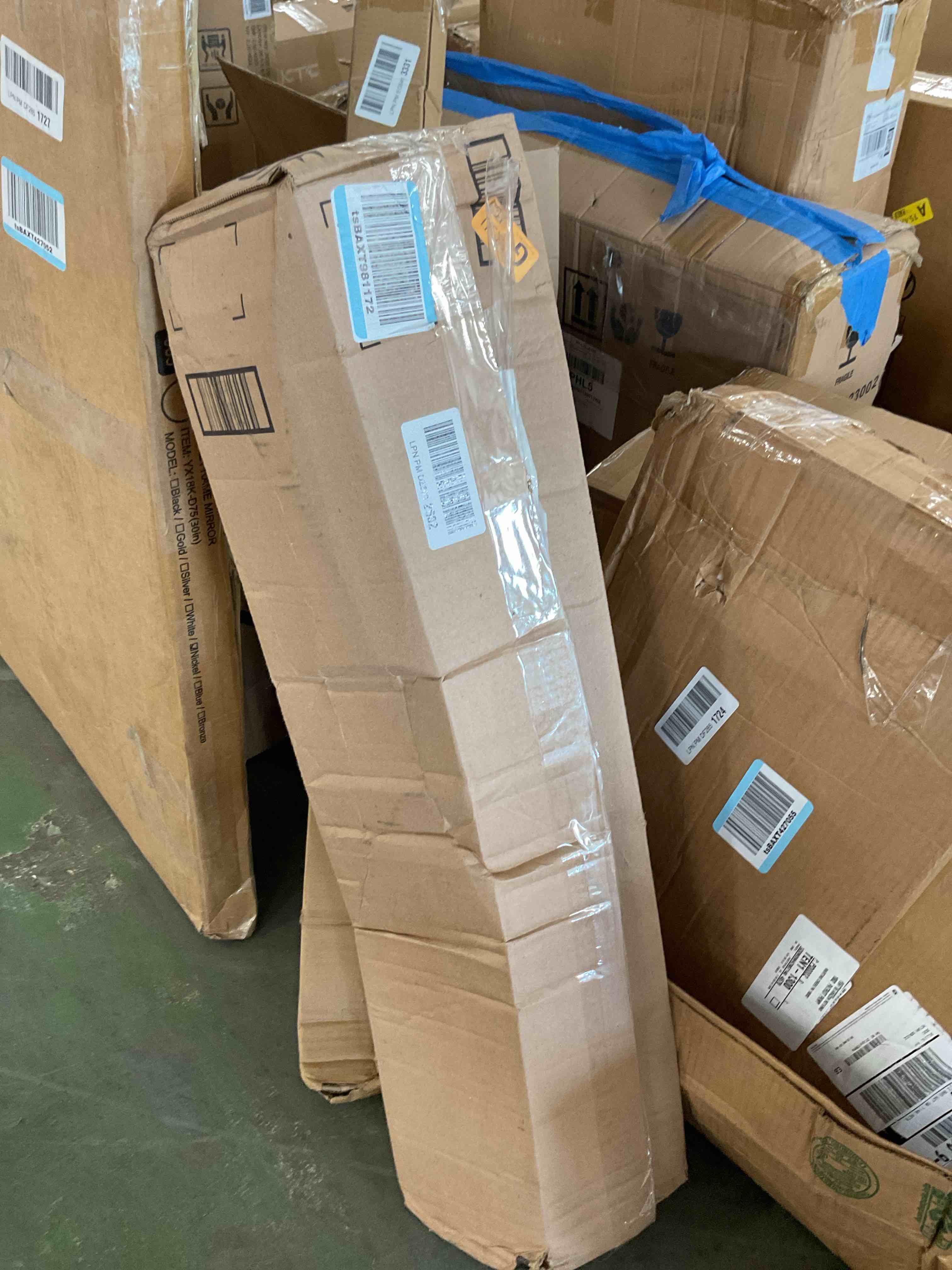 https://s3.amazonaws.com/lotting-images-prod/EmanualPiazza/PNK3439308_1753977210133.jpeg