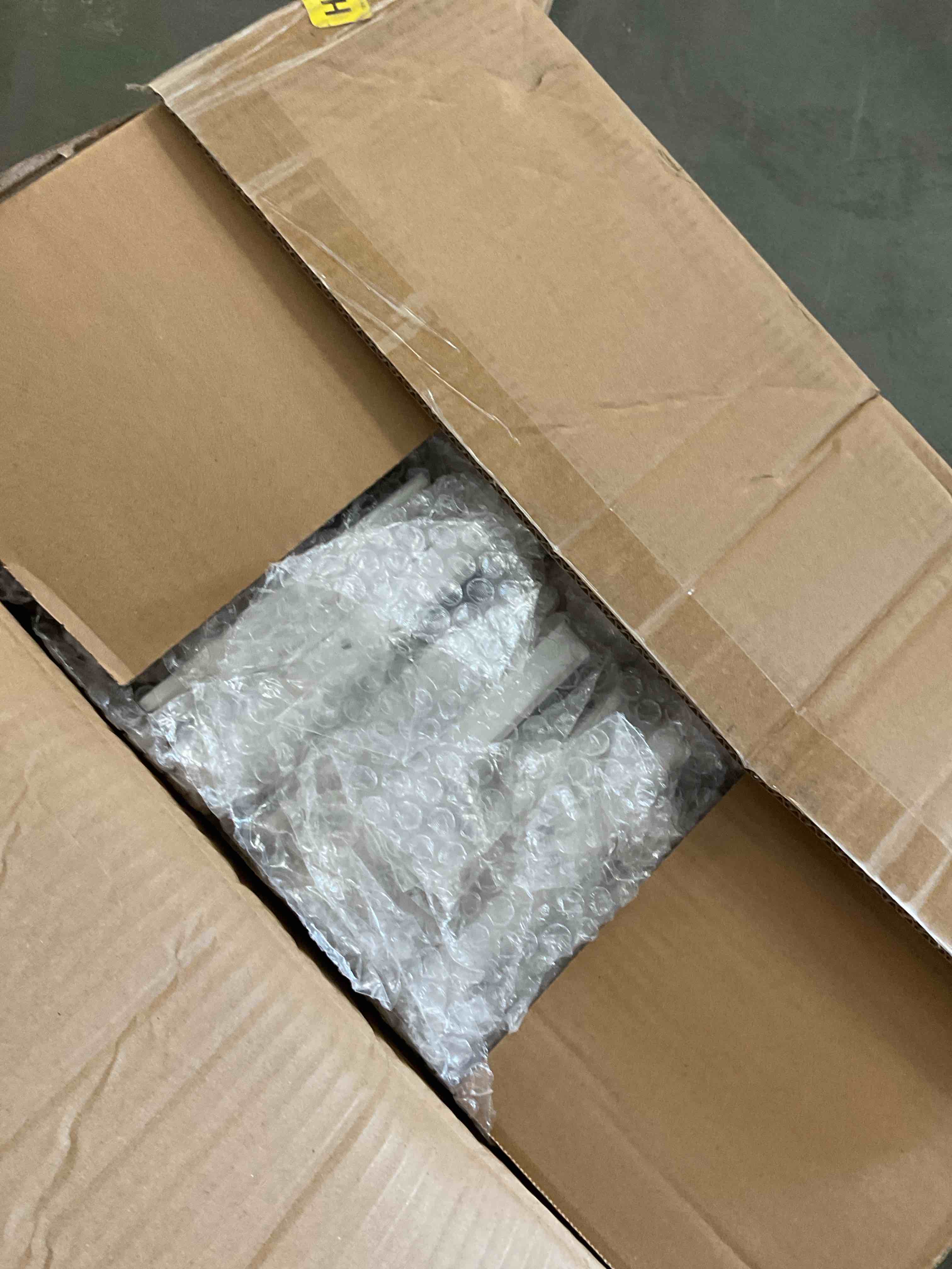 https://s3.amazonaws.com/lotting-images-prod/EmanualPiazza/PNK3439312_1753976881102.jpeg