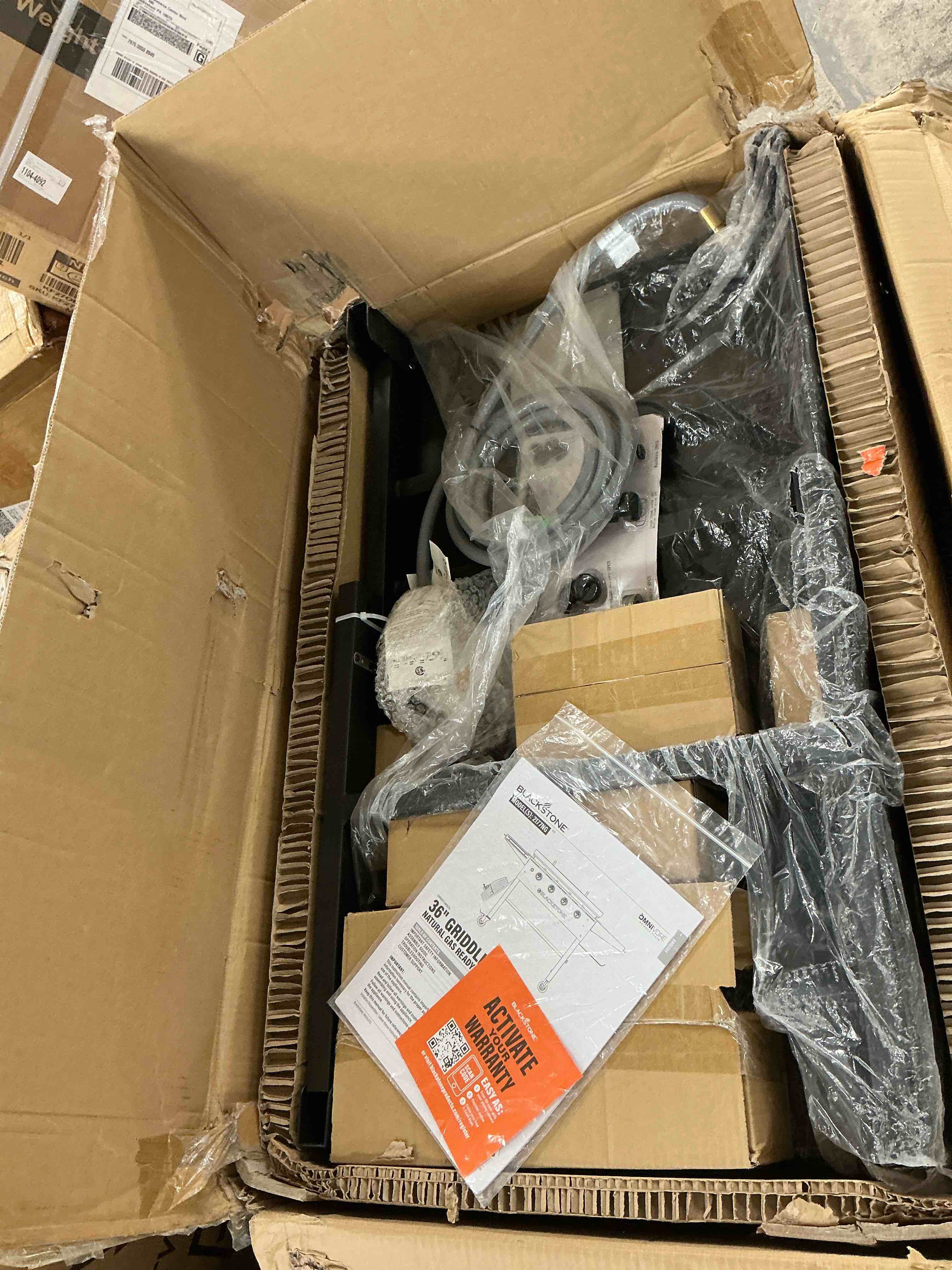 https://s3.amazonaws.com/lotting-images-prod/EmanualPiazza/PNK3439342_1754578437467.jpeg
