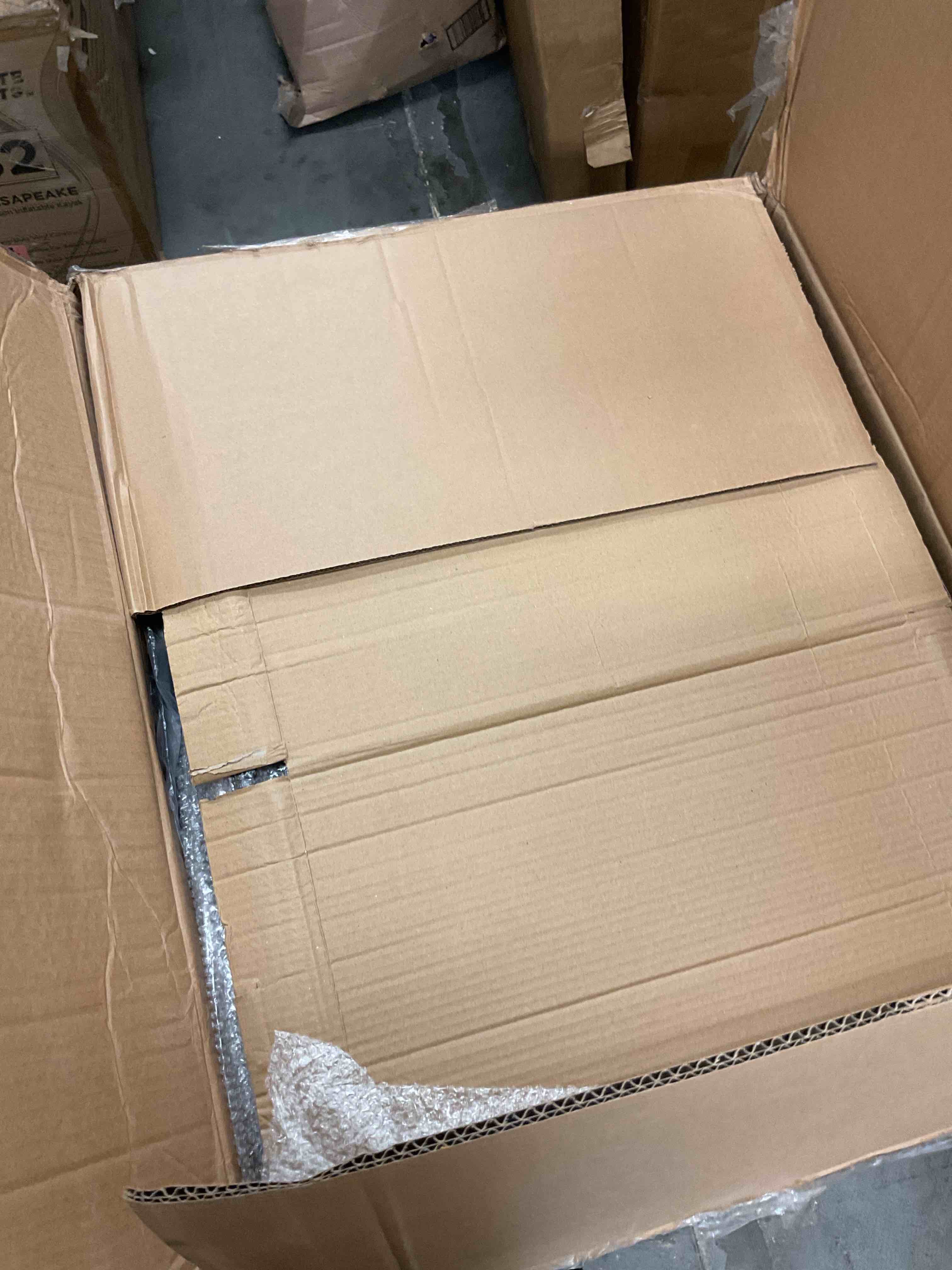 https://s3.amazonaws.com/lotting-images-prod/EmanualPiazza/PNK3439413_1754571866037.jpeg
