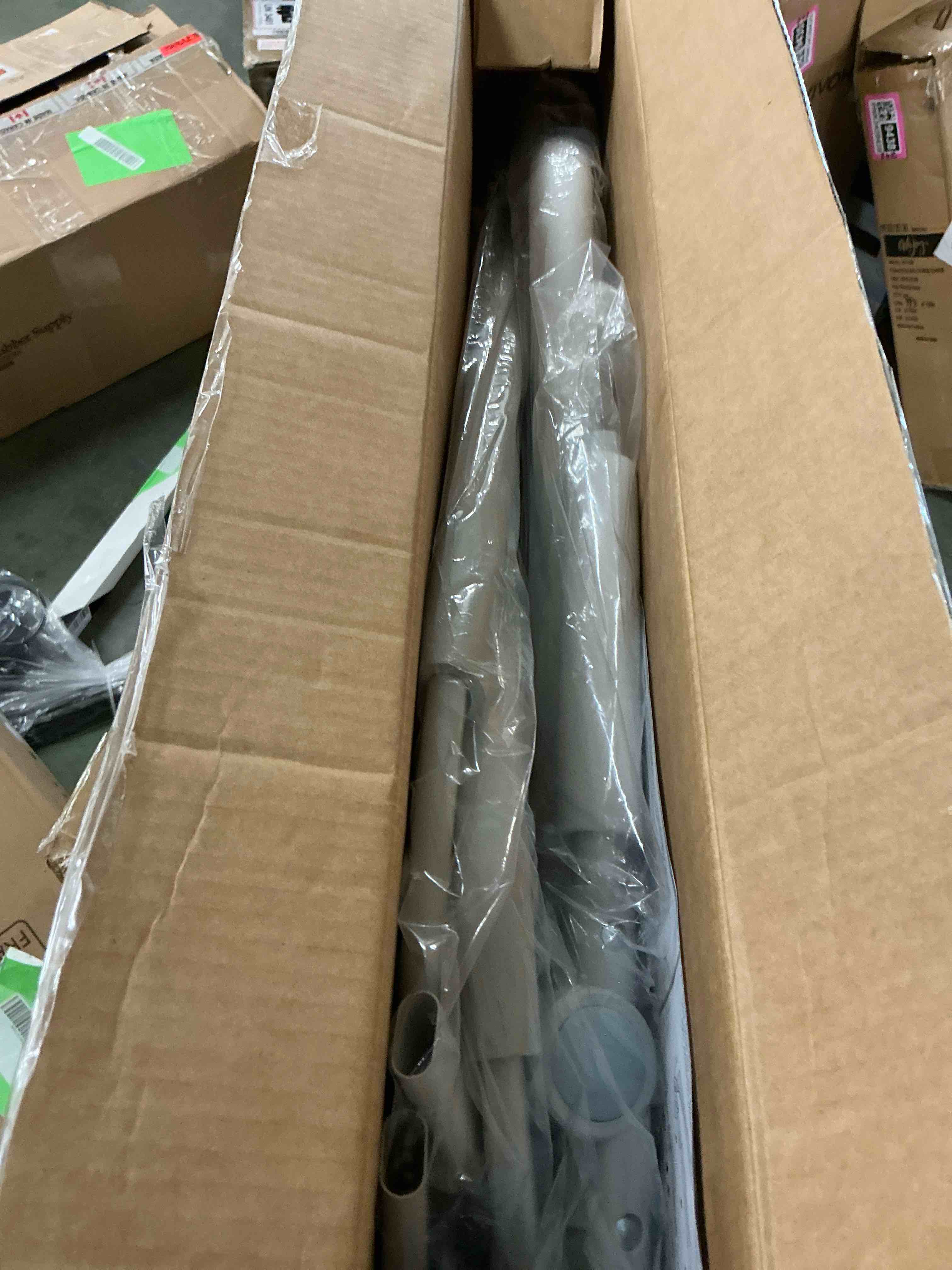 https://s3.amazonaws.com/lotting-images-prod/EmanualPiazza/PNK3439430_1754747719972.jpeg