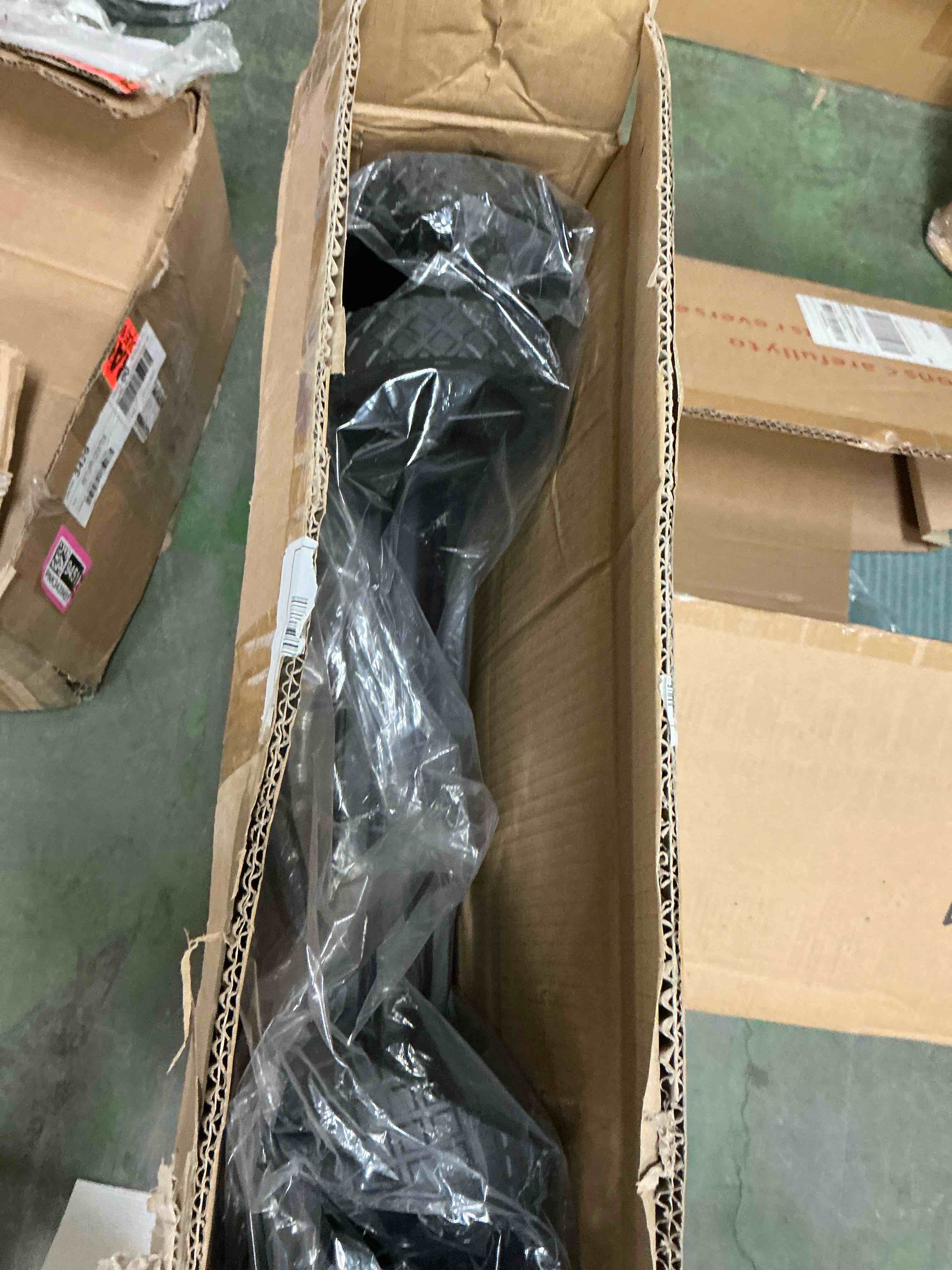 https://s3.amazonaws.com/lotting-images-prod/EmanualPiazza/PNK3439450_1754687786588.jpeg