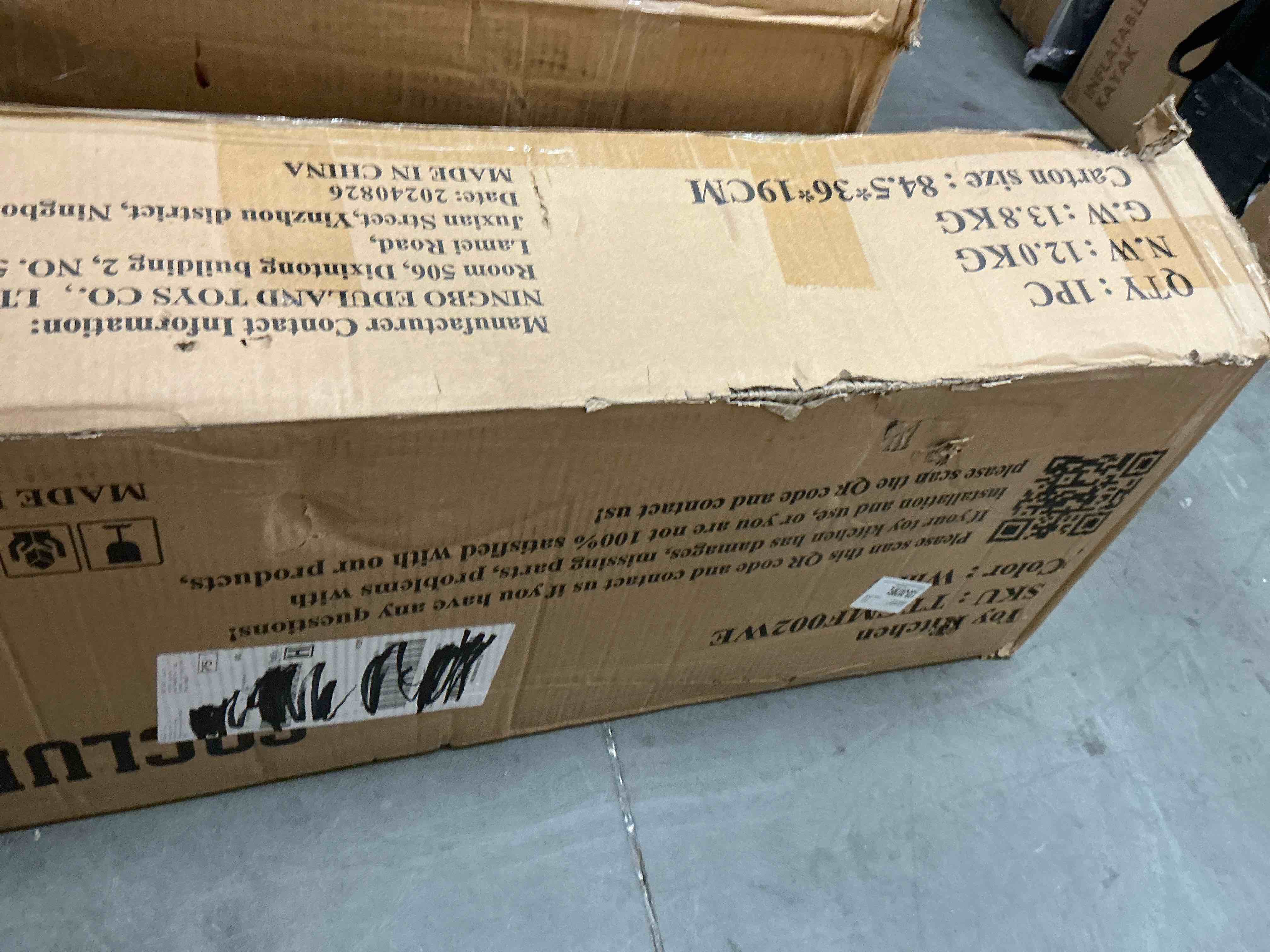 https://s3.amazonaws.com/lotting-images-prod/EmanualPiazza/PNK3439599_1755272493944.jpeg