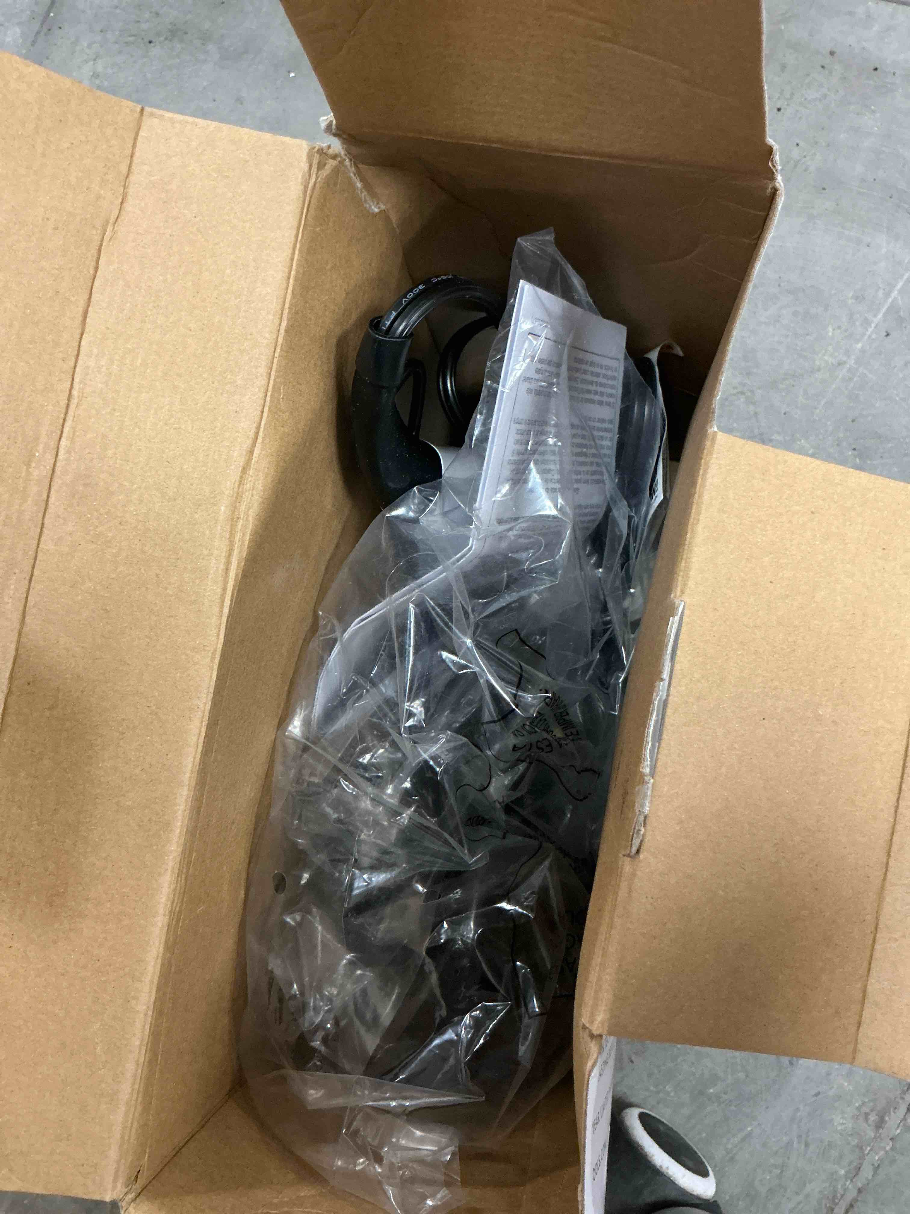 https://s3.amazonaws.com/lotting-images-prod/EmanualPiazza/PNK3439661_1755285620756.jpeg