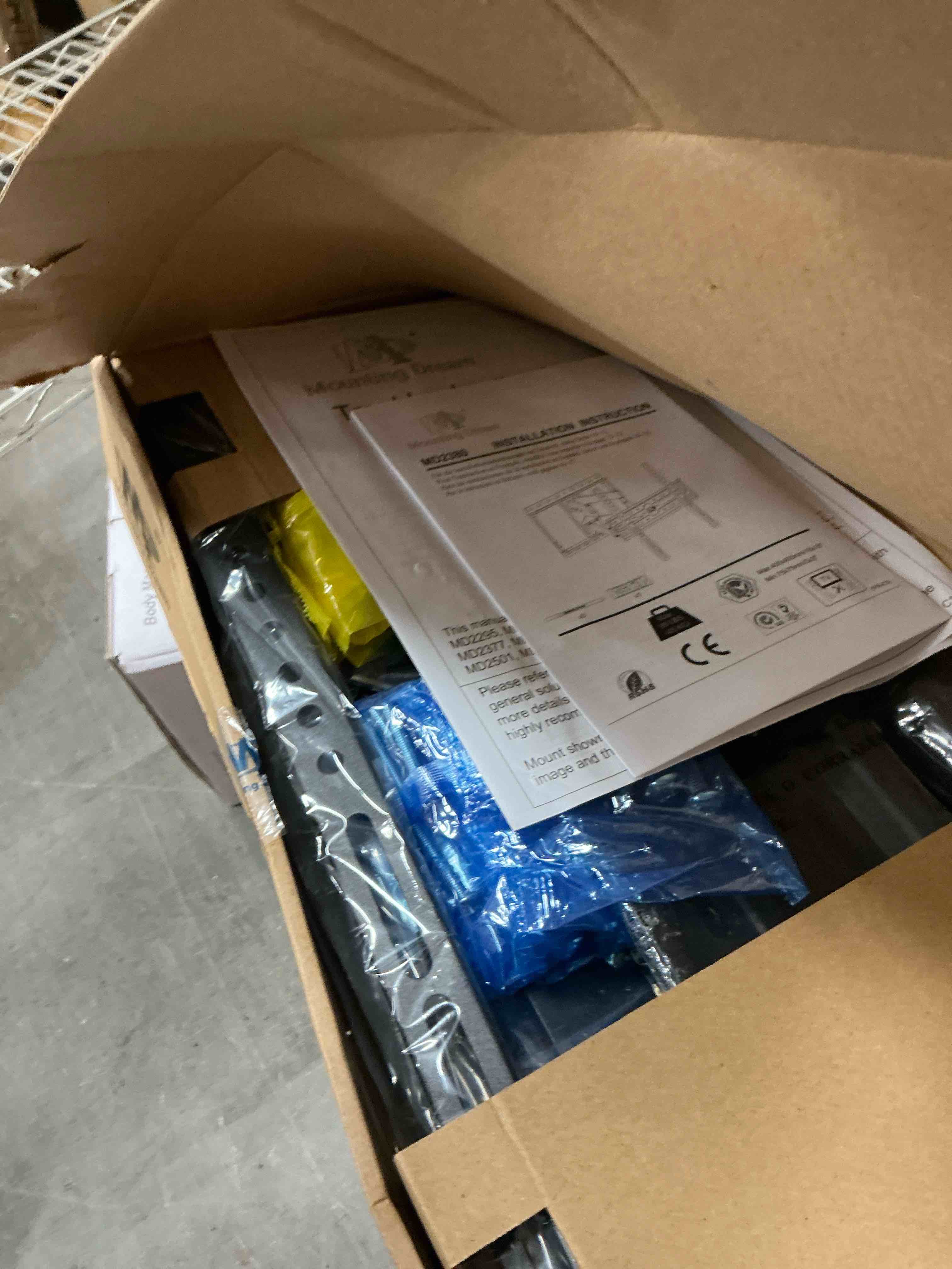 https://s3.amazonaws.com/lotting-images-prod/EmanualPiazza/PNK3439672_1755284646671.jpeg
