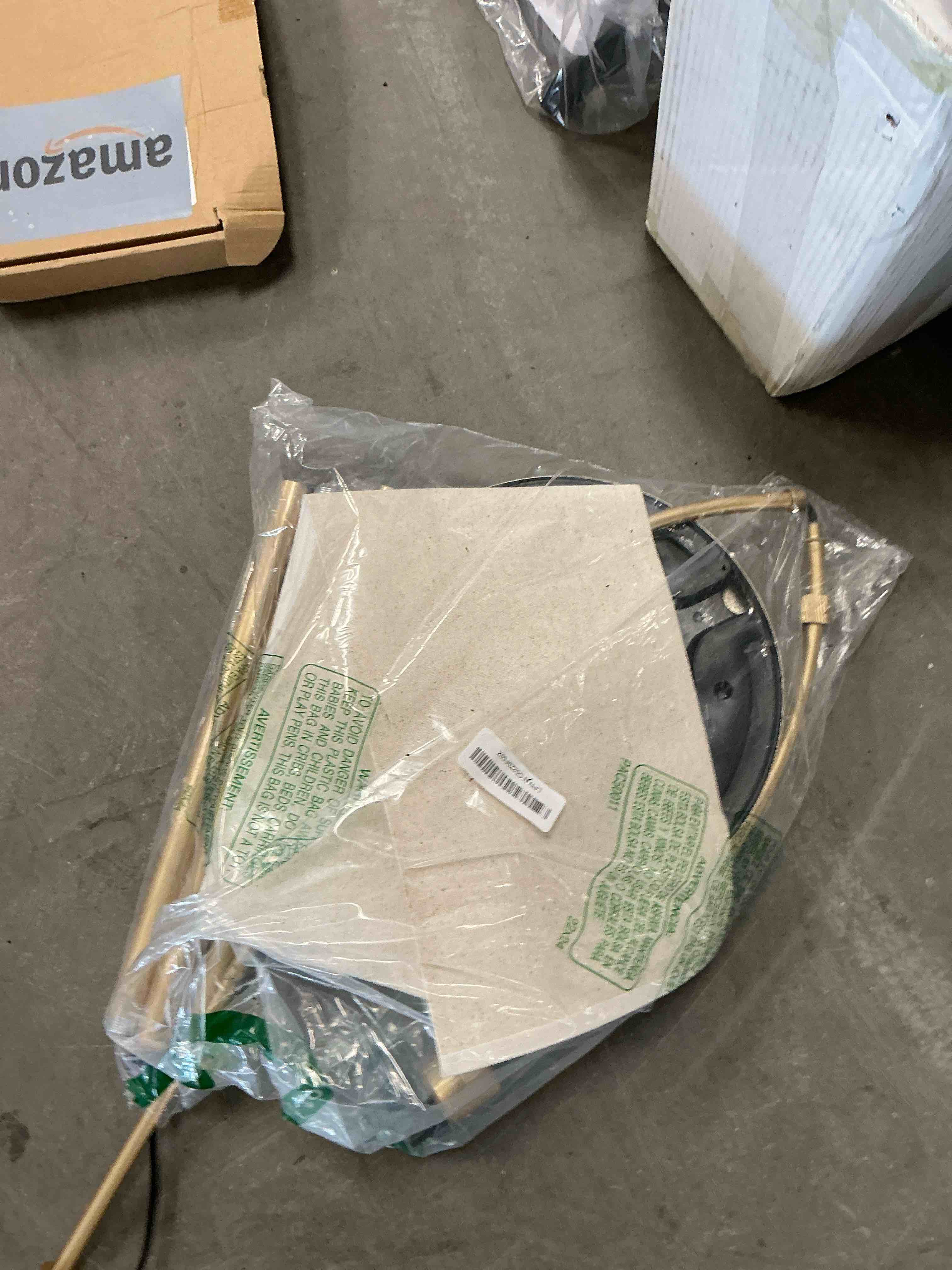 https://s3.amazonaws.com/lotting-images-prod/EmanualPiazza/PNK3439774_1755526559503.jpeg