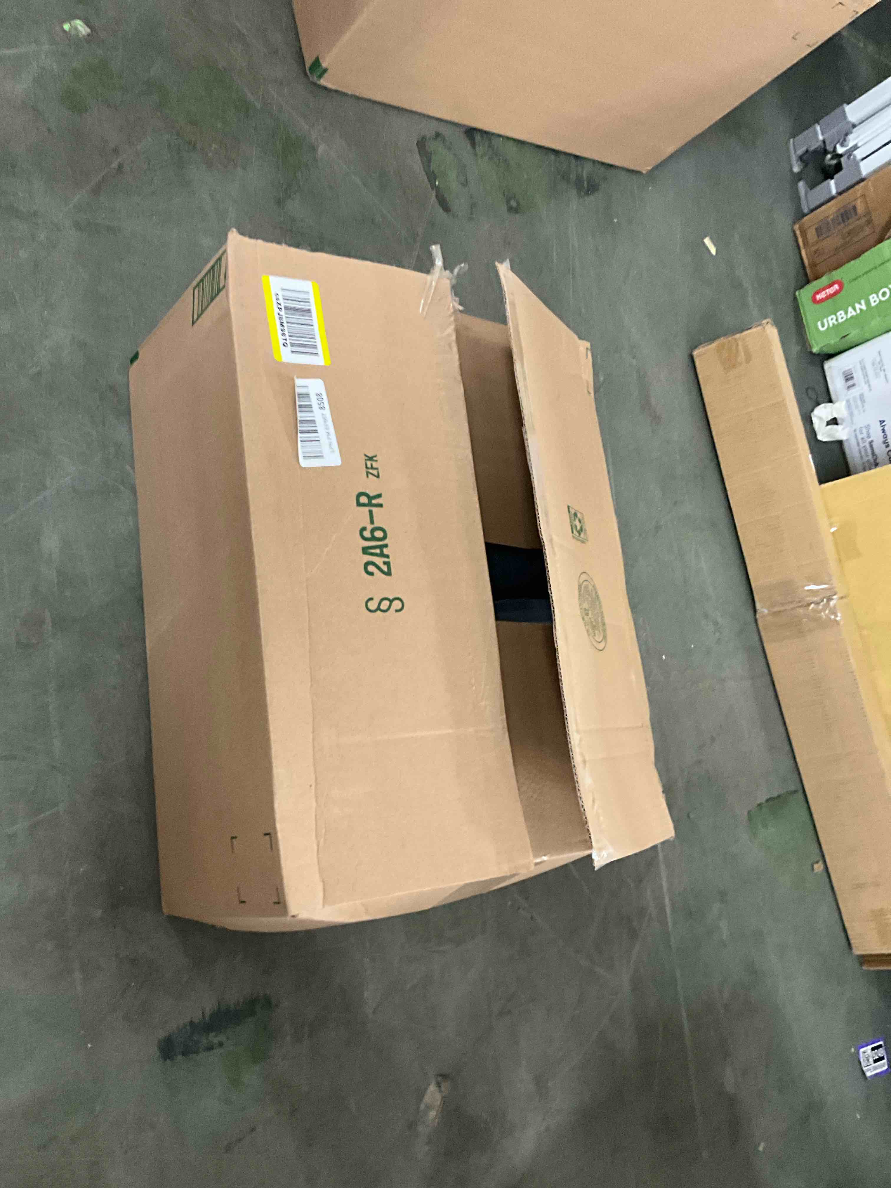 https://s3.amazonaws.com/lotting-images-prod/EmanualPiazza/PNK3439822_1755632688073.jpeg