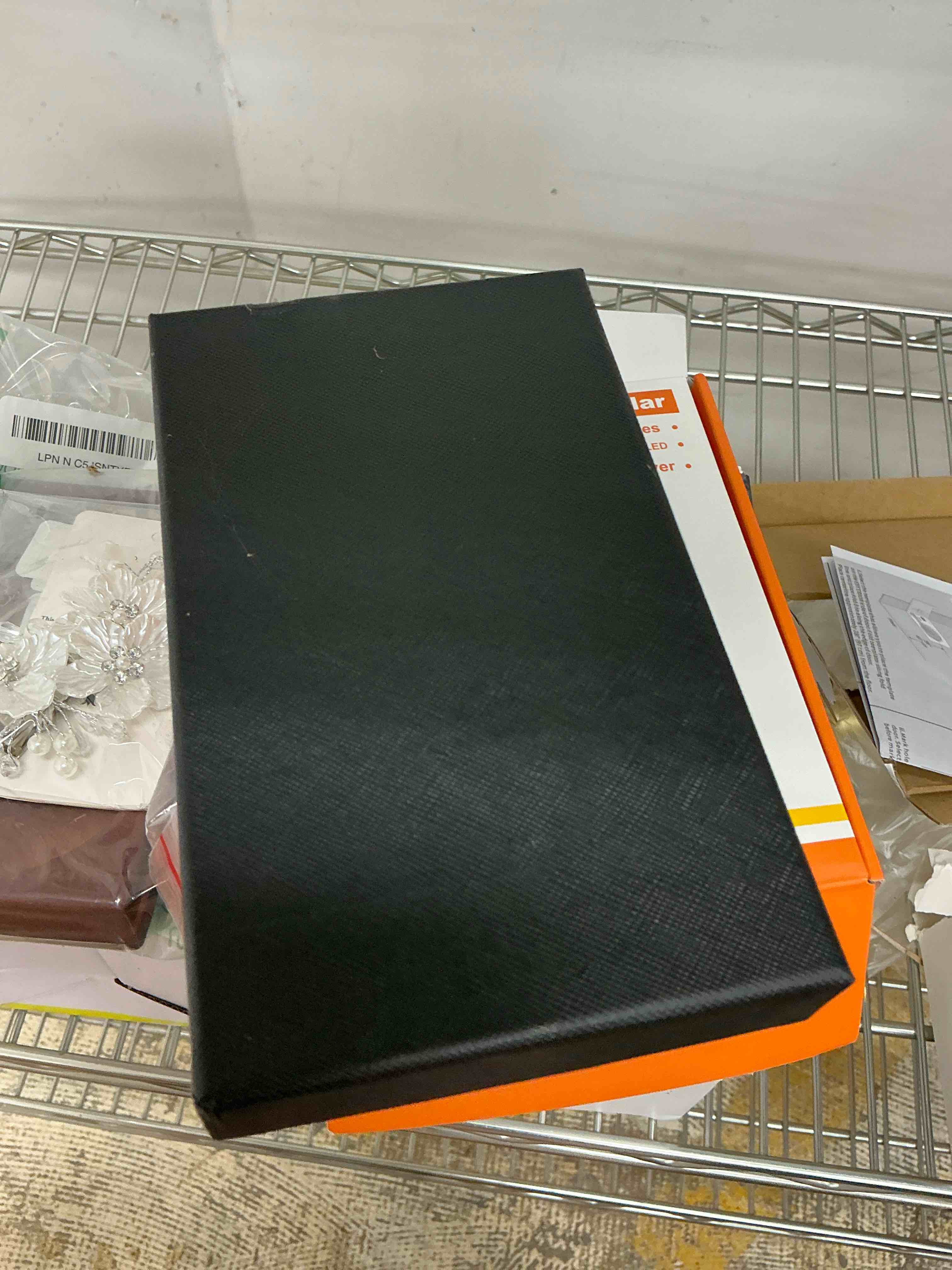 https://s3.amazonaws.com/lotting-images-prod/EmanualPiazza/PNK3439938_1755709103757.jpeg