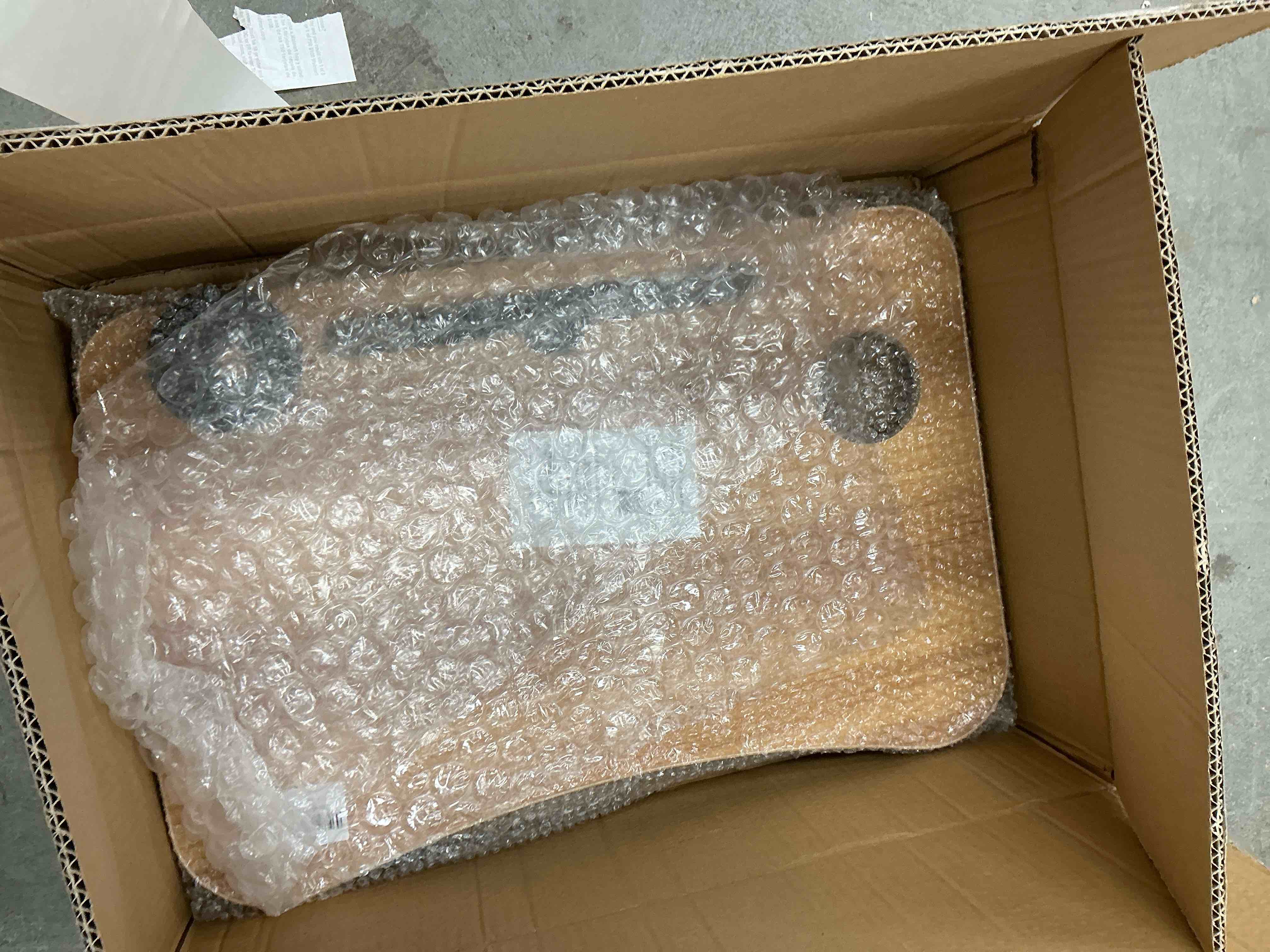 https://s3.amazonaws.com/lotting-images-prod/EmanualPiazza/PNK3439954_1755878836707.jpeg