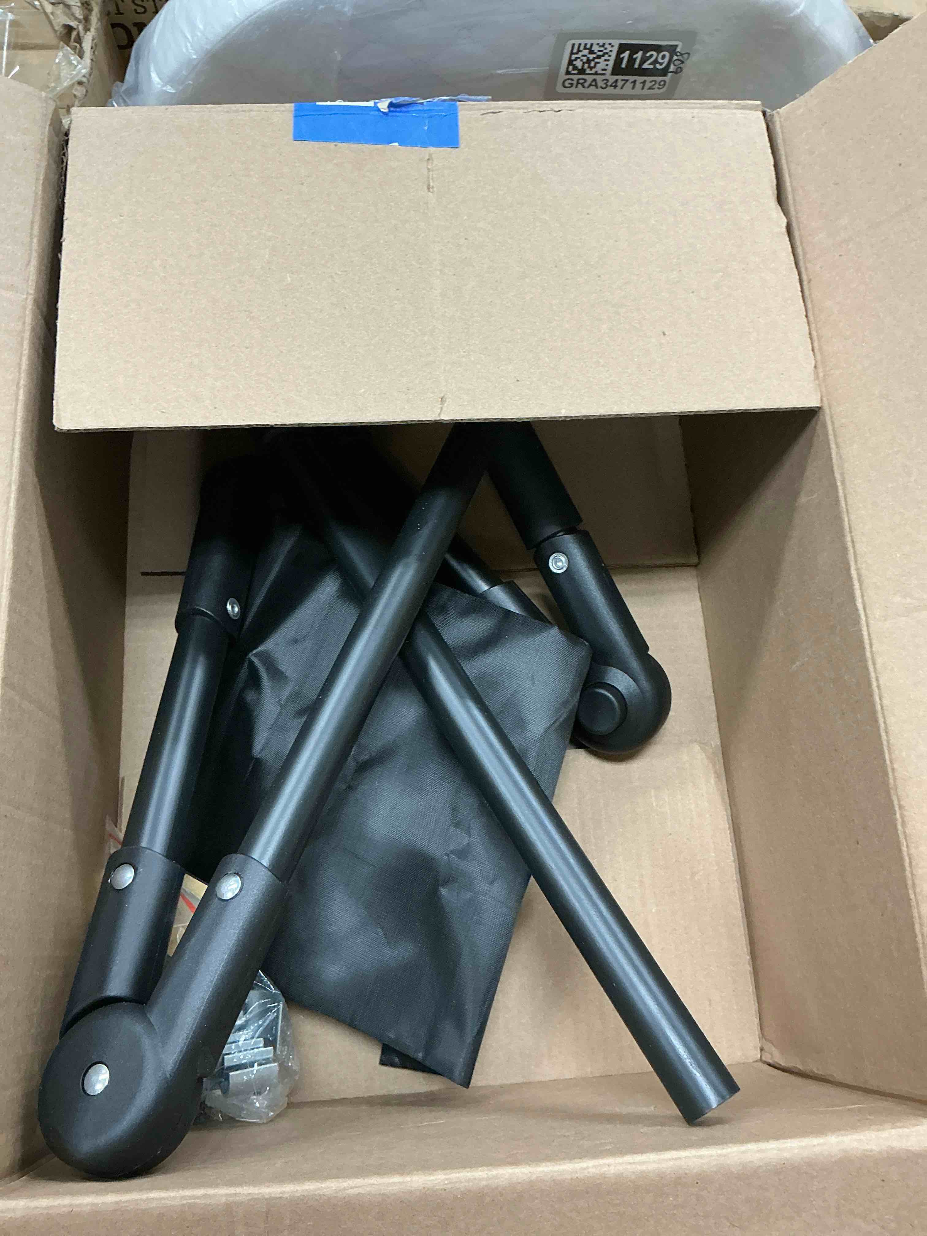 https://s3.amazonaws.com/lotting-images-prod/EmanualPiazza/PNK3440016_1756151792177.jpeg