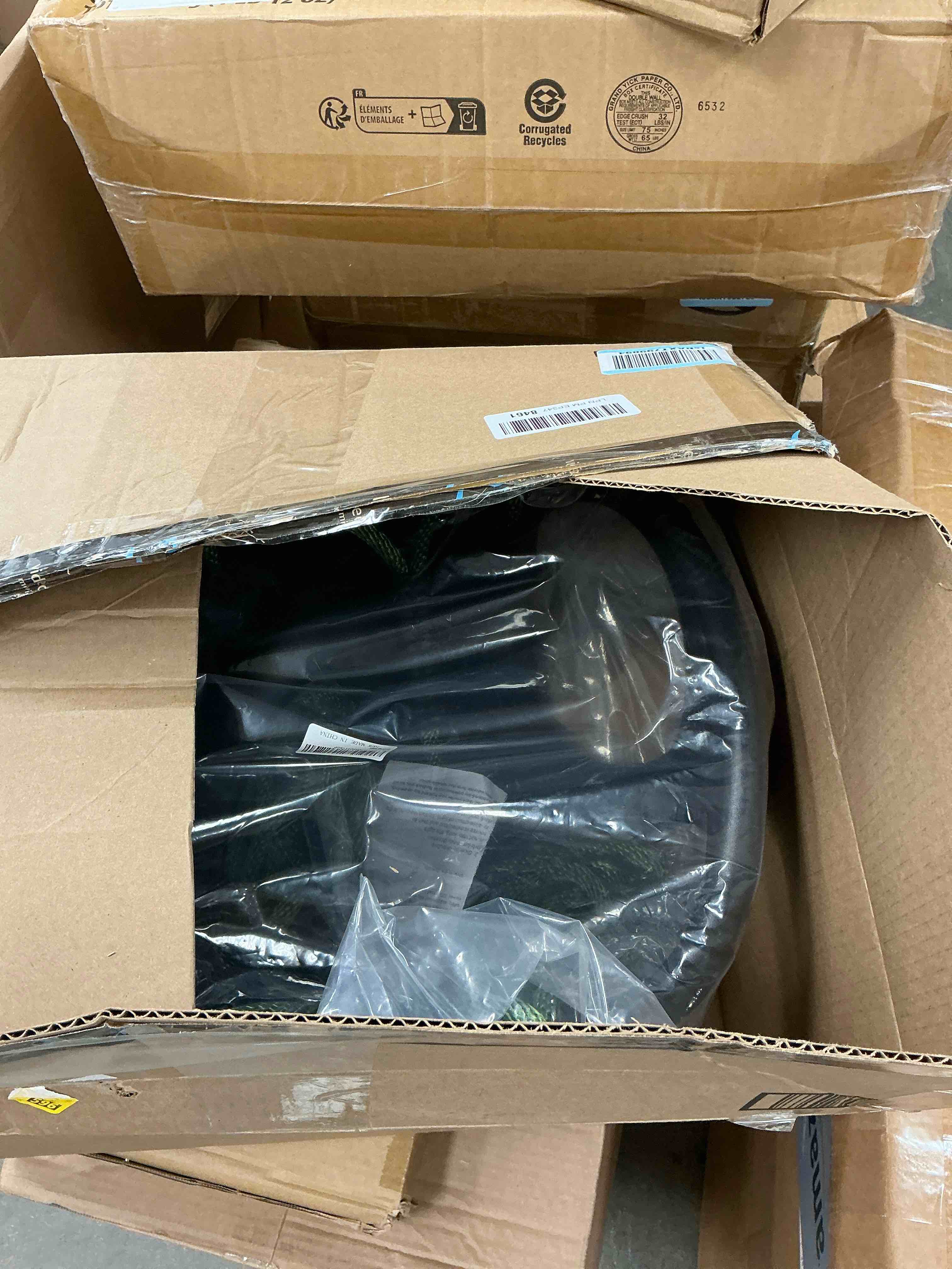 https://s3.amazonaws.com/lotting-images-prod/EmanualPiazza/PNK3440036_1756149937436.jpeg