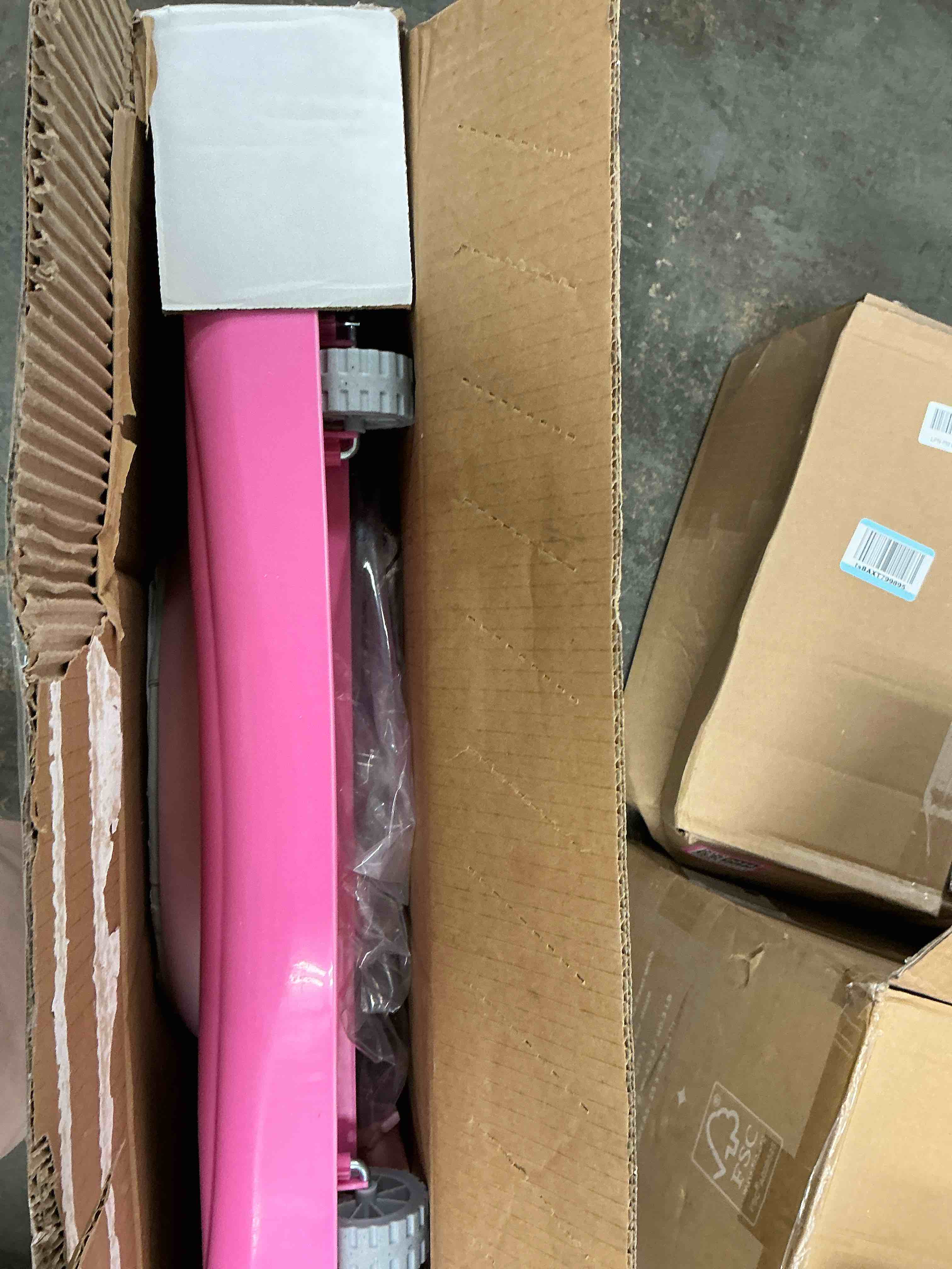https://s3.amazonaws.com/lotting-images-prod/EmanualPiazza/PNK3440041_1756149152700.jpeg