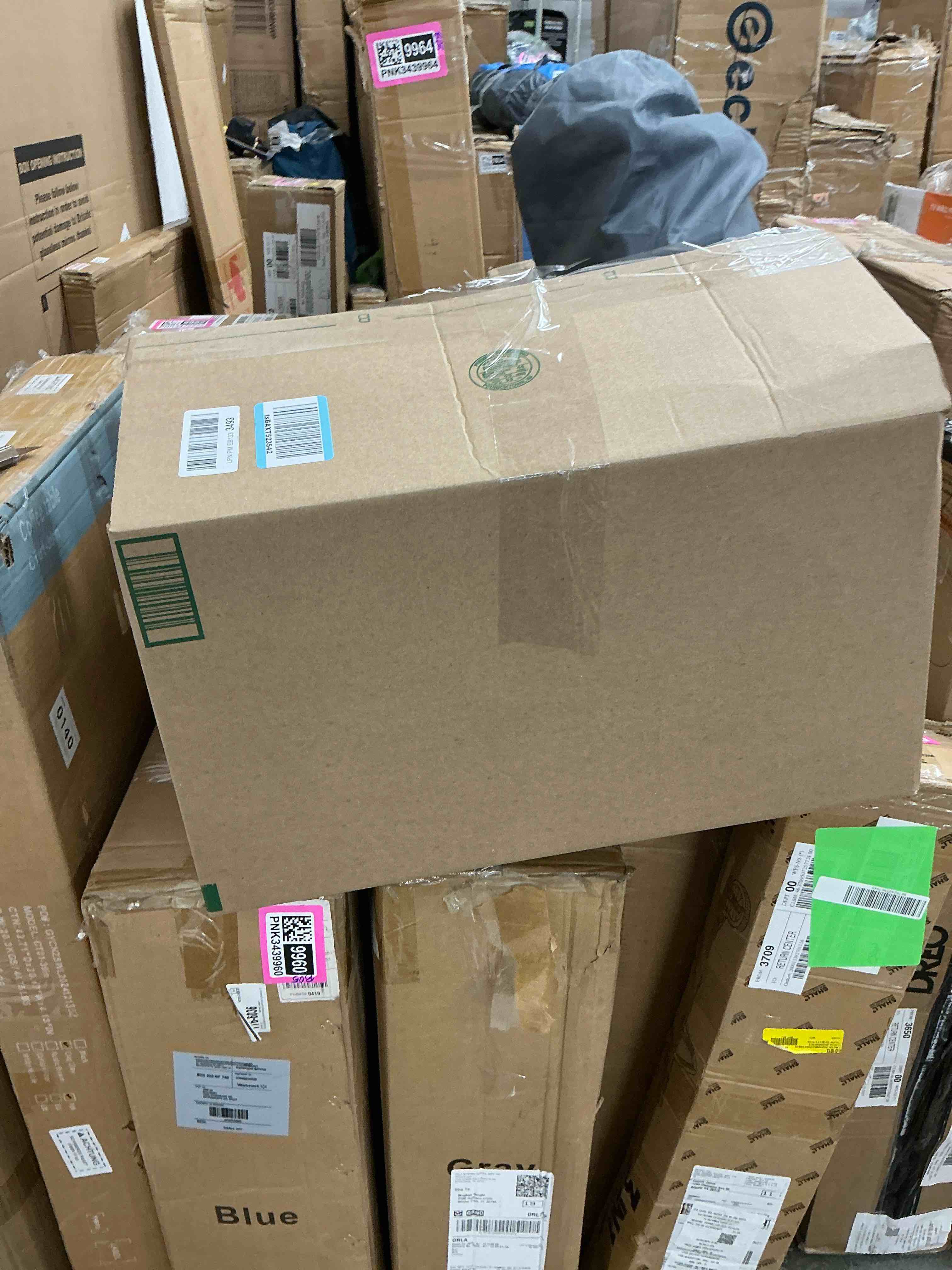 https://s3.amazonaws.com/lotting-images-prod/EmanualPiazza/PNK3440045_1756148695703.jpeg