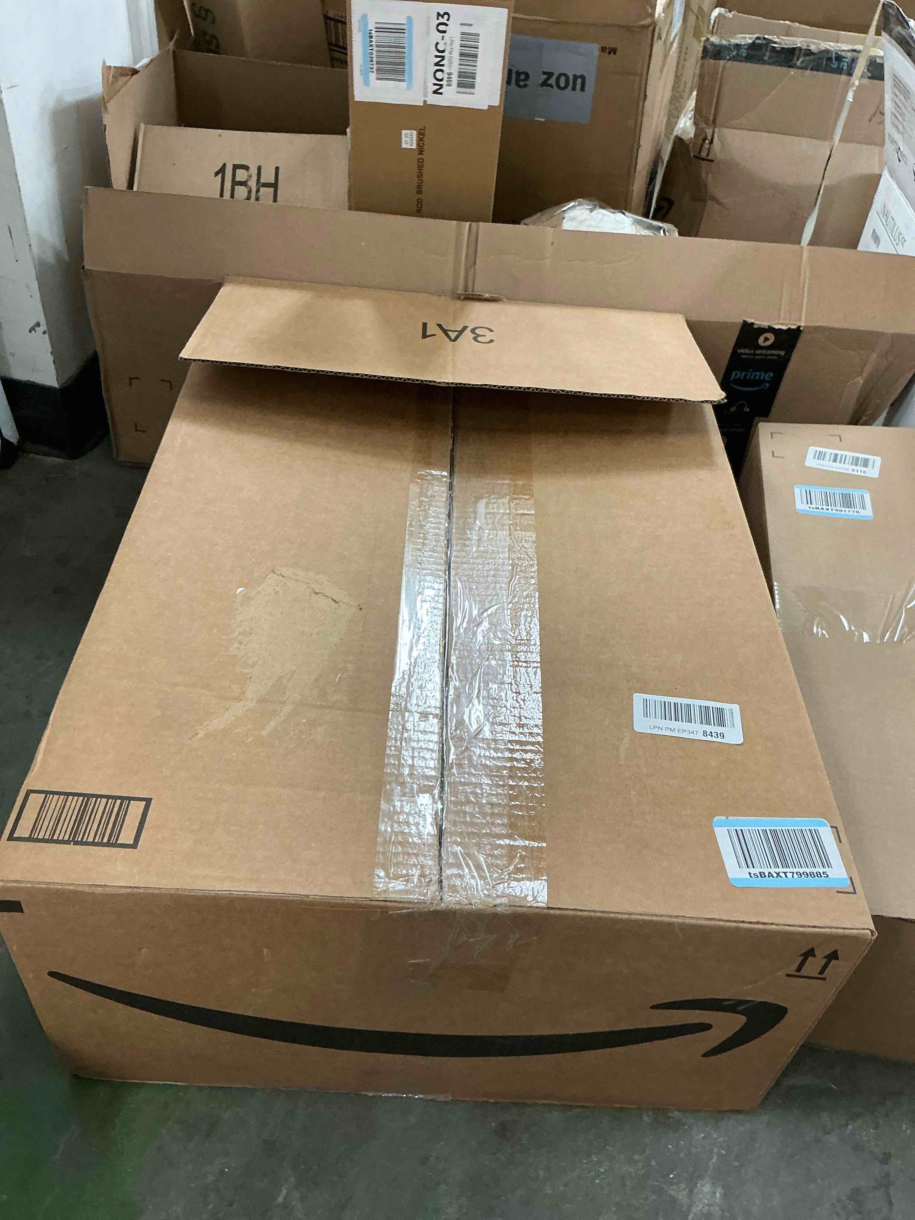 https://s3.amazonaws.com/lotting-images-prod/EmanualPiazza/PNK3440076_1756301770522.jpeg