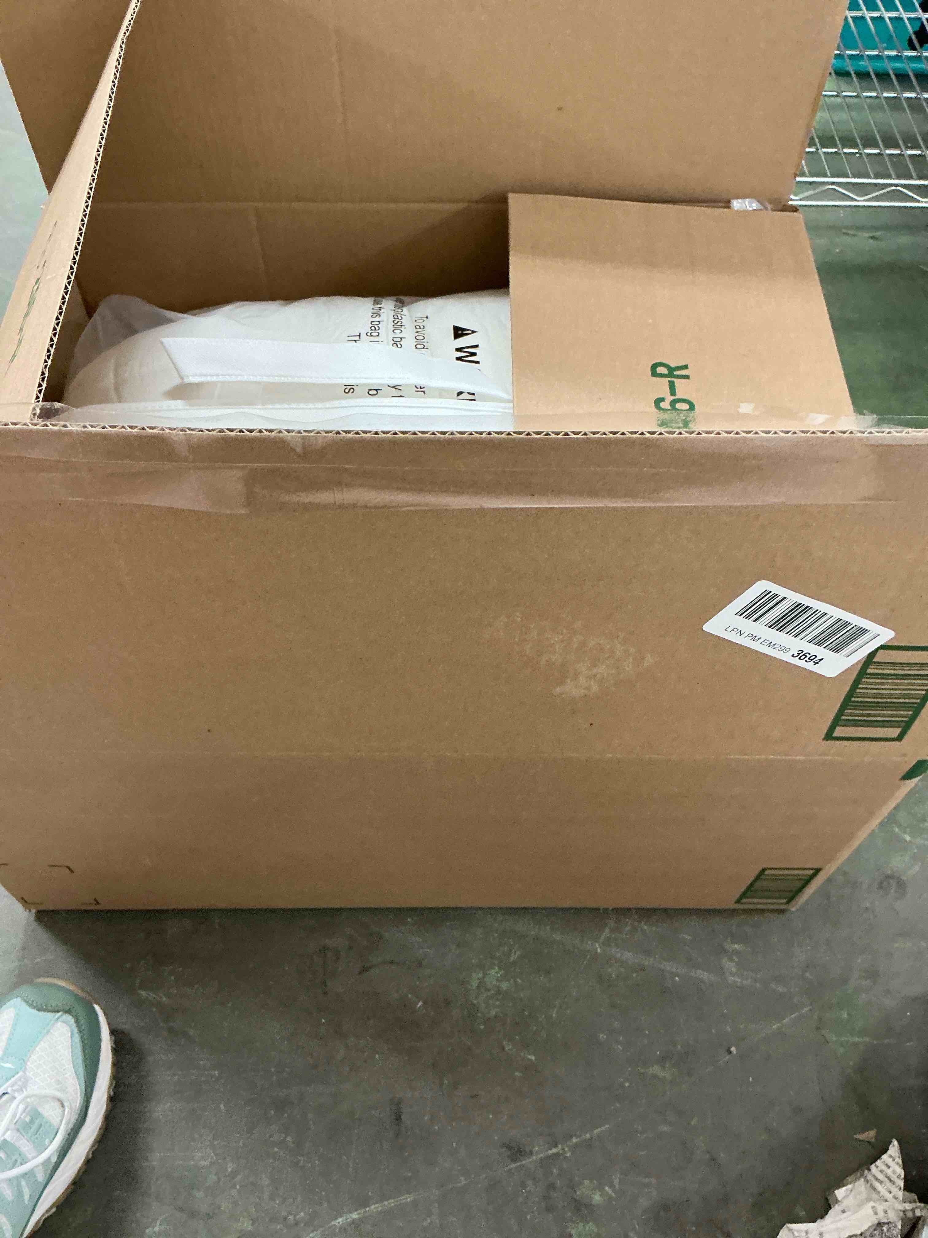 https://s3.amazonaws.com/lotting-images-prod/EmanualPiazza/PNK3440077_1756301694744.jpeg