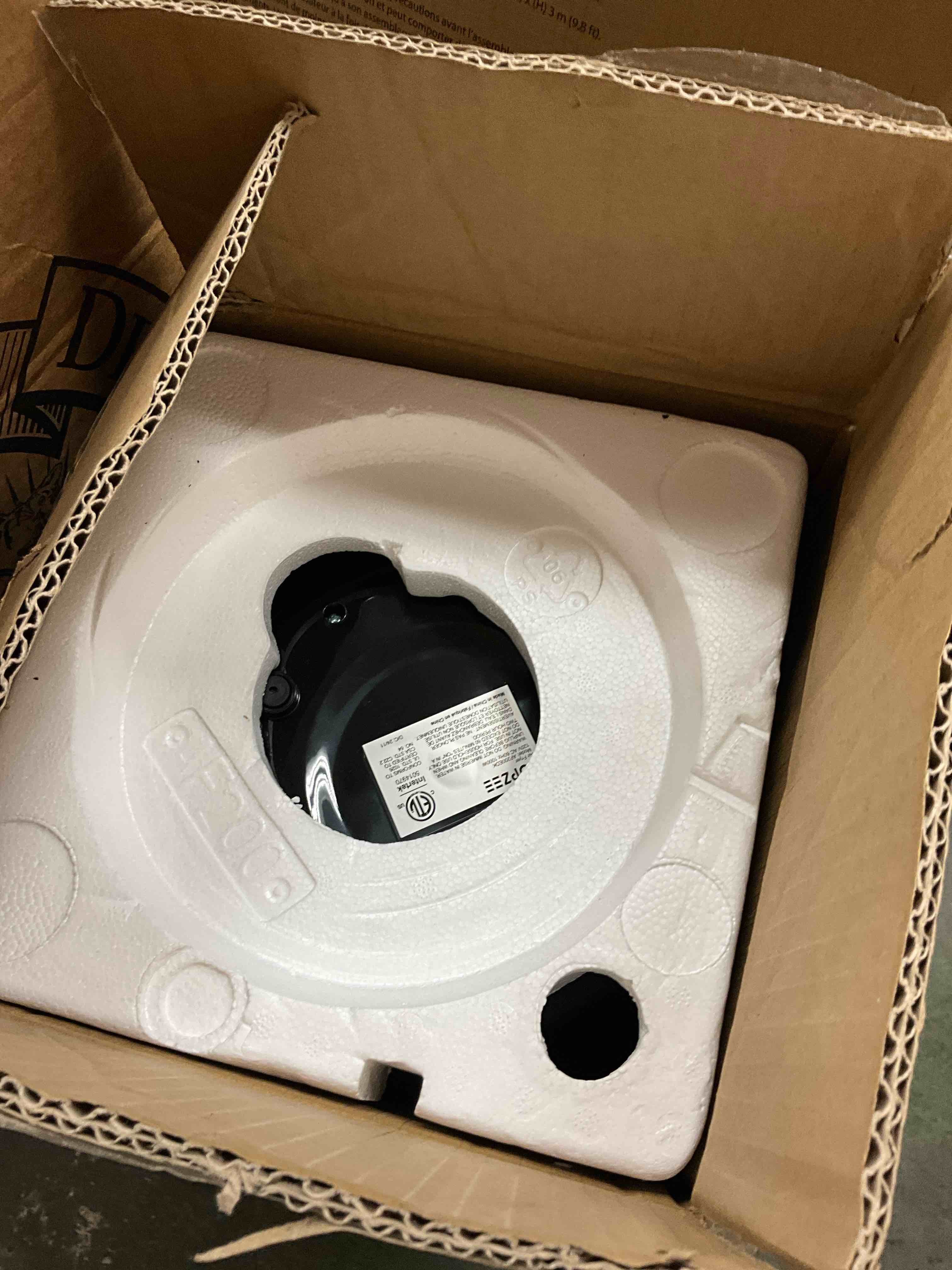 https://s3.amazonaws.com/lotting-images-prod/EmanualPiazza/PNK3440088_1756238130084.jpeg