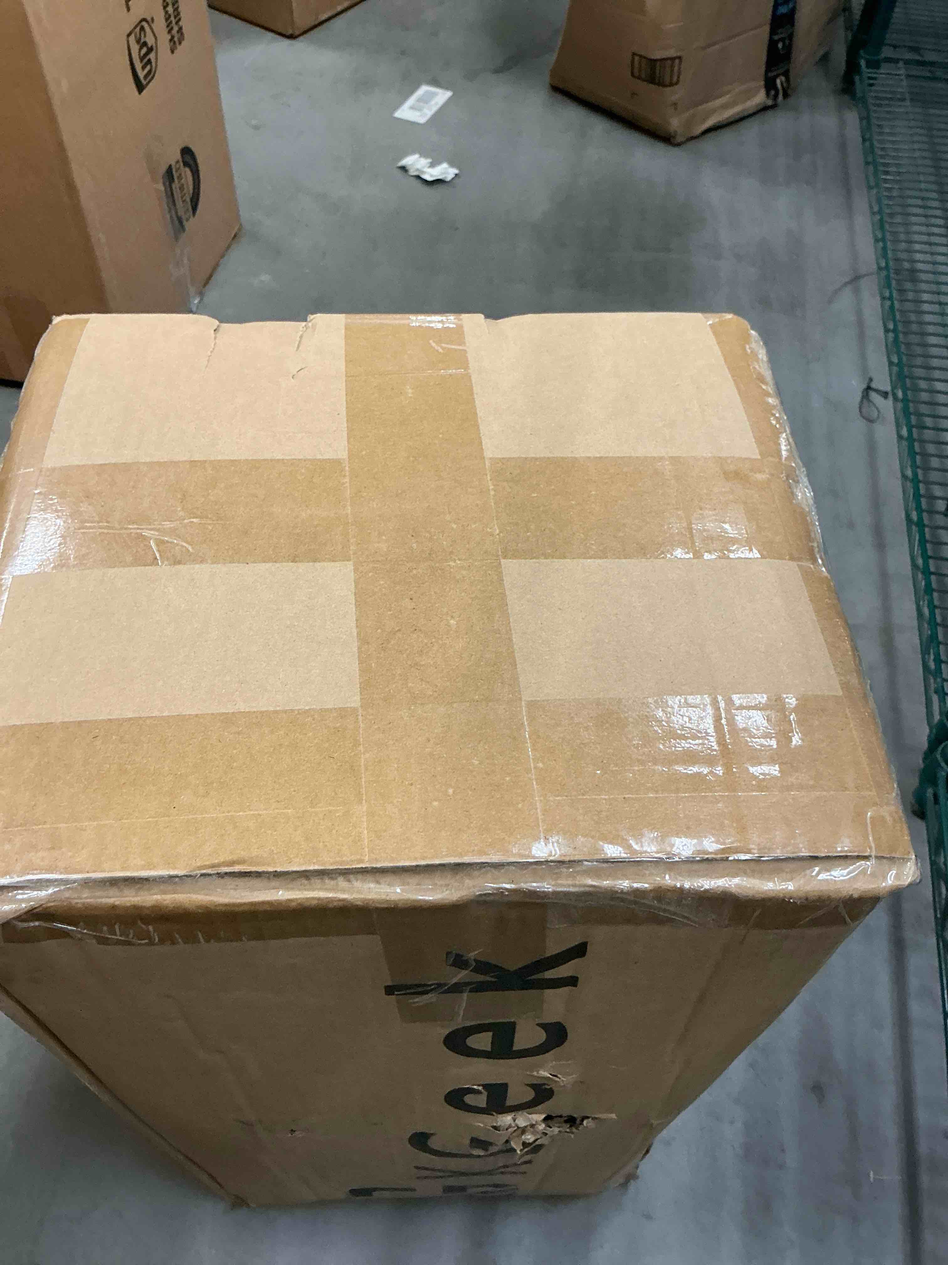 https://s3.amazonaws.com/lotting-images-prod/EmanualPiazza/PNK3440130_1756312251492.jpeg