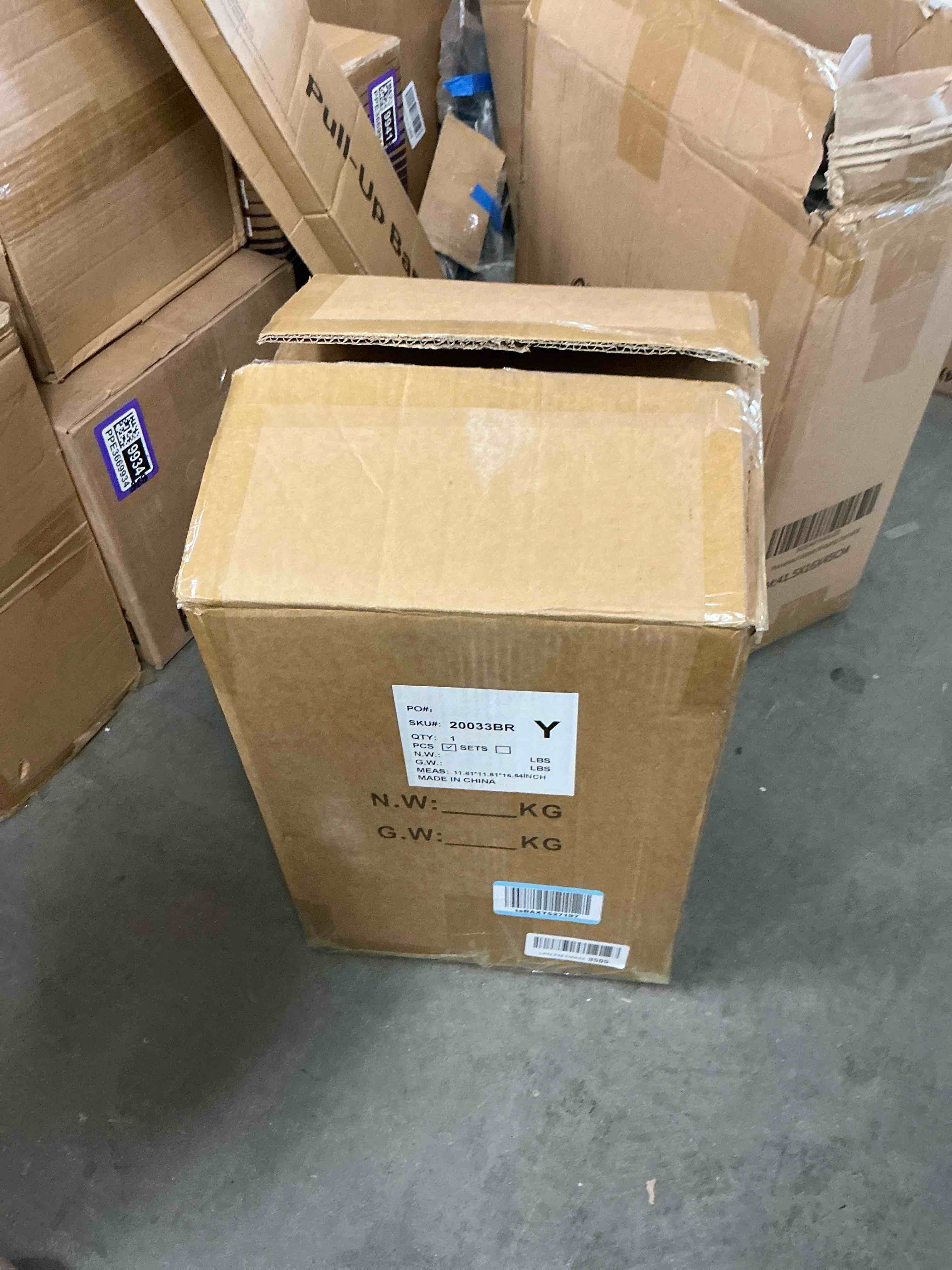 https://s3.amazonaws.com/lotting-images-prod/EmanualPiazza/PNK3440172_1756324867606.jpeg