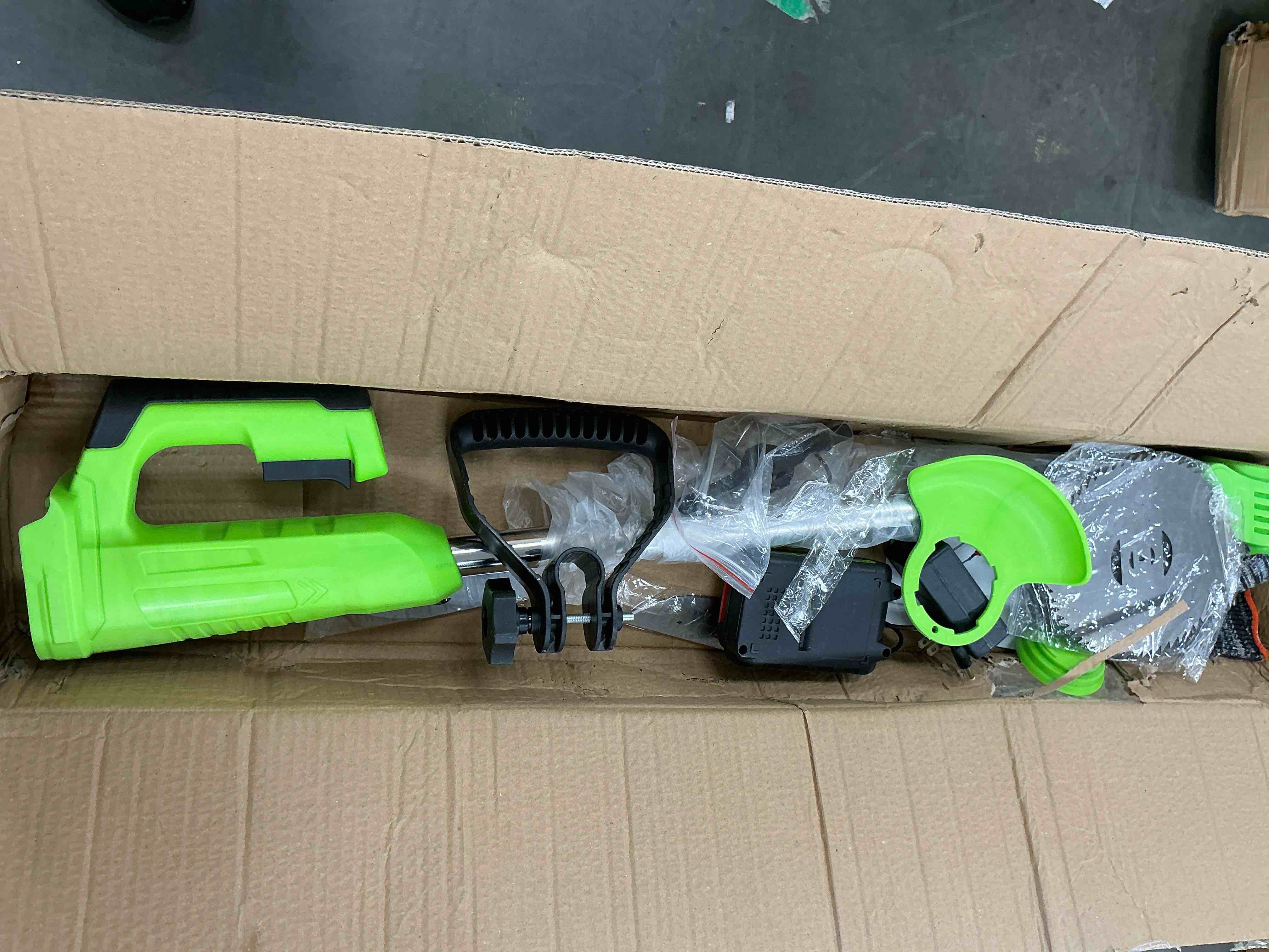 https://s3.amazonaws.com/lotting-images-prod/EmanualPiazza/PNK3440275_1756474638889.jpeg