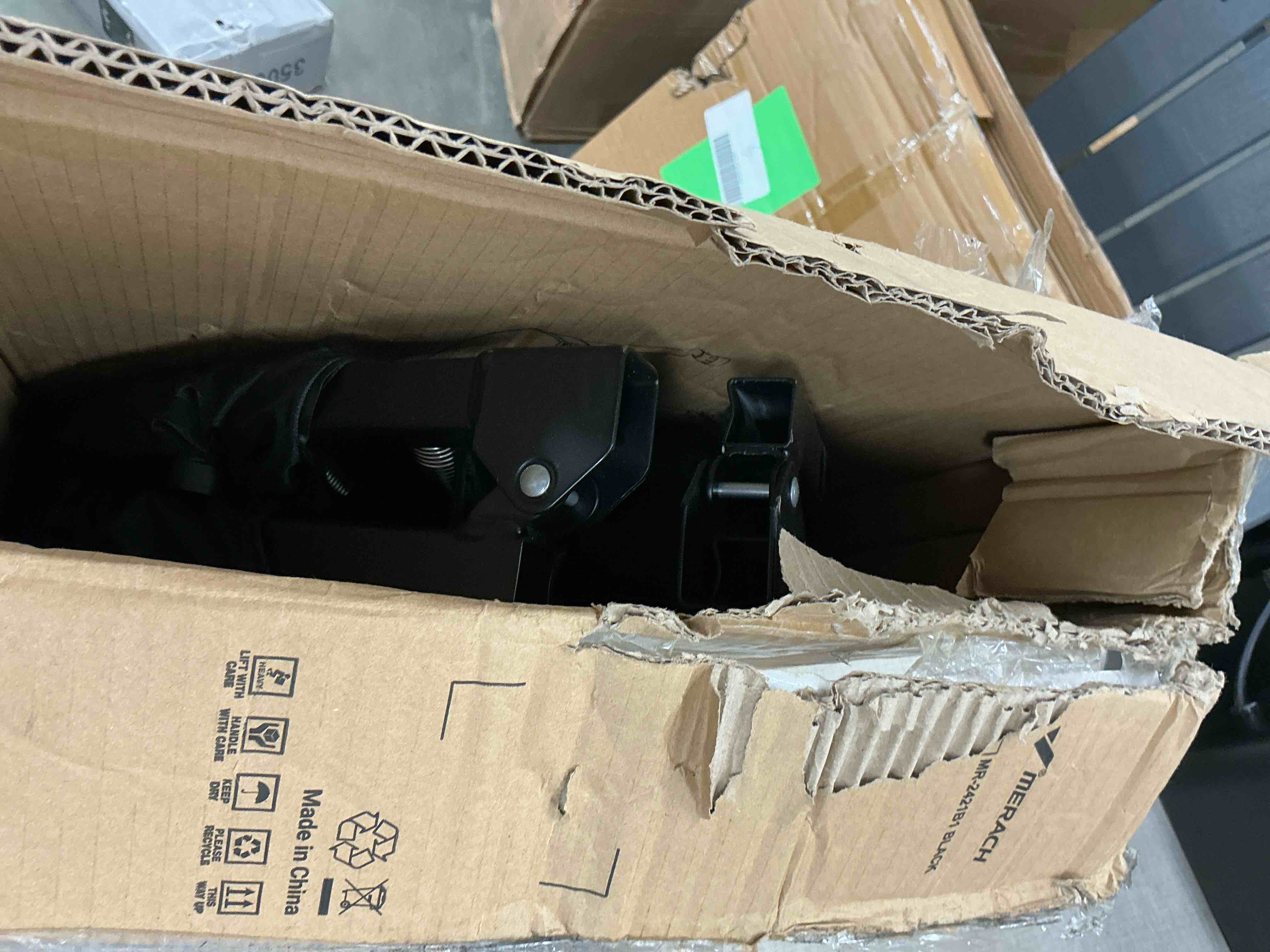 https://s3.amazonaws.com/lotting-images-prod/EmanualPiazza/PNK3440323_1756470232018.jpeg