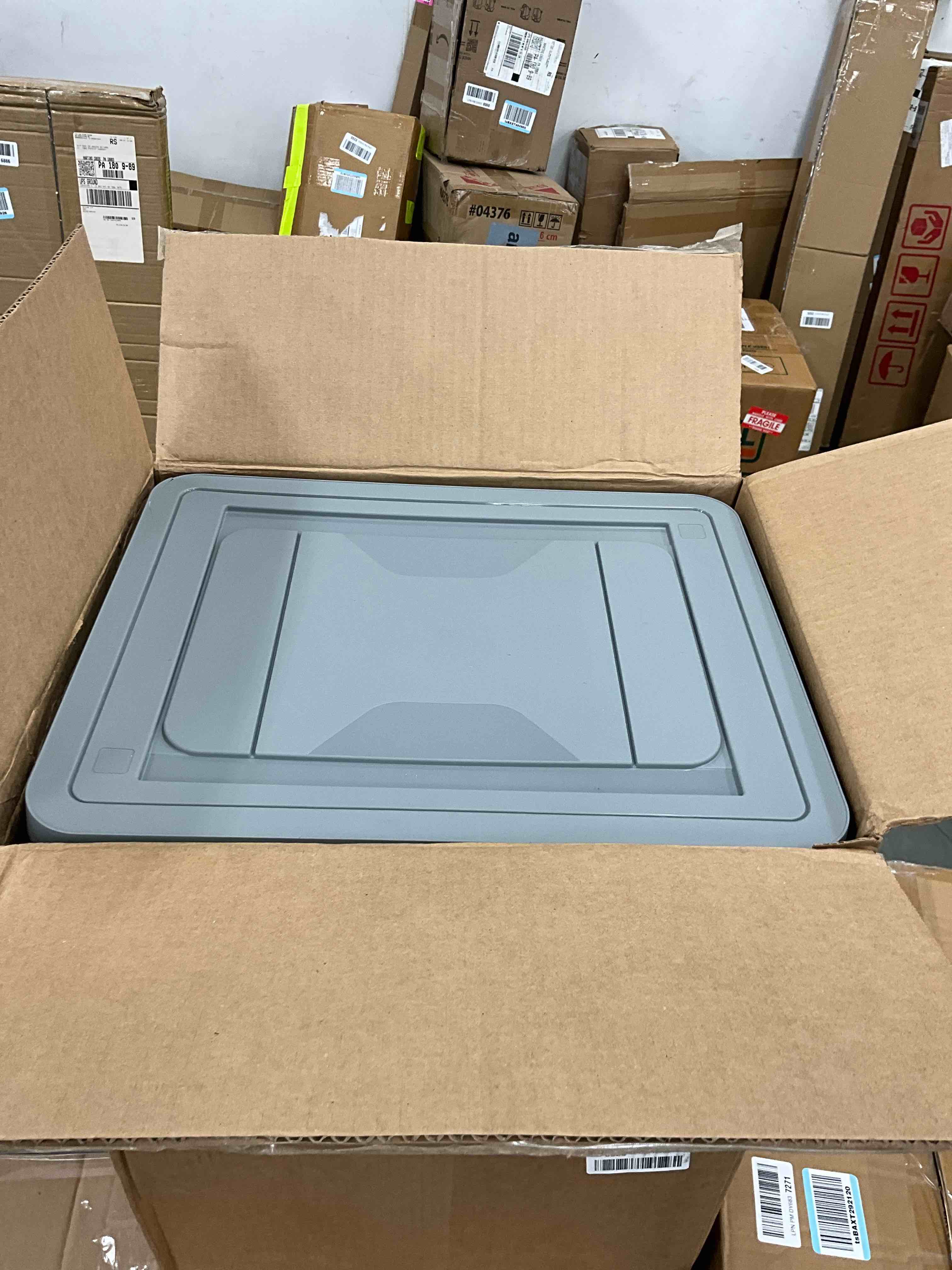 https://s3.amazonaws.com/lotting-images-prod/EmanualPiazza/PNK3440359_1756472686977.jpeg
