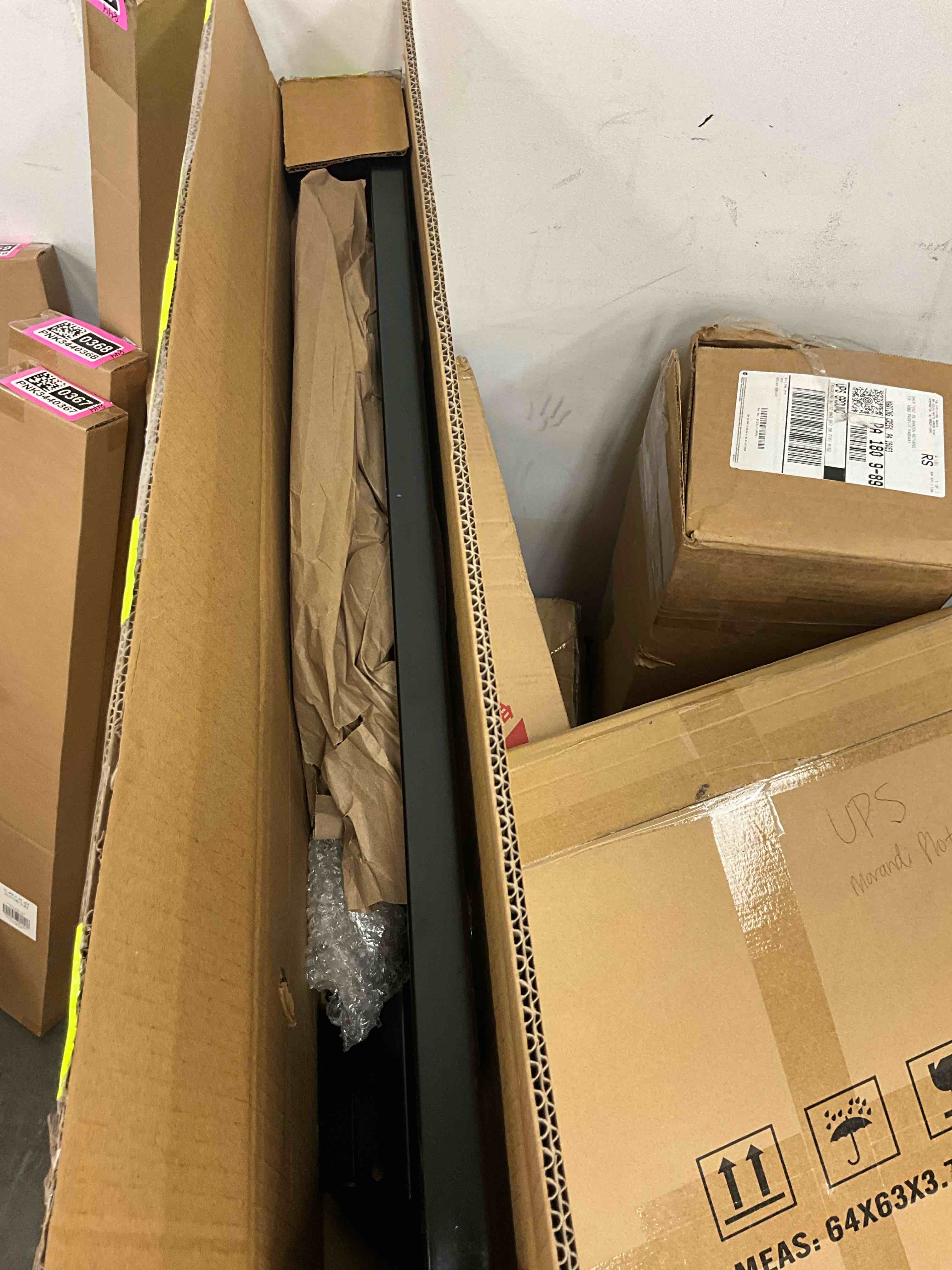 https://s3.amazonaws.com/lotting-images-prod/EmanualPiazza/PNK3440361_1756472521404.jpeg