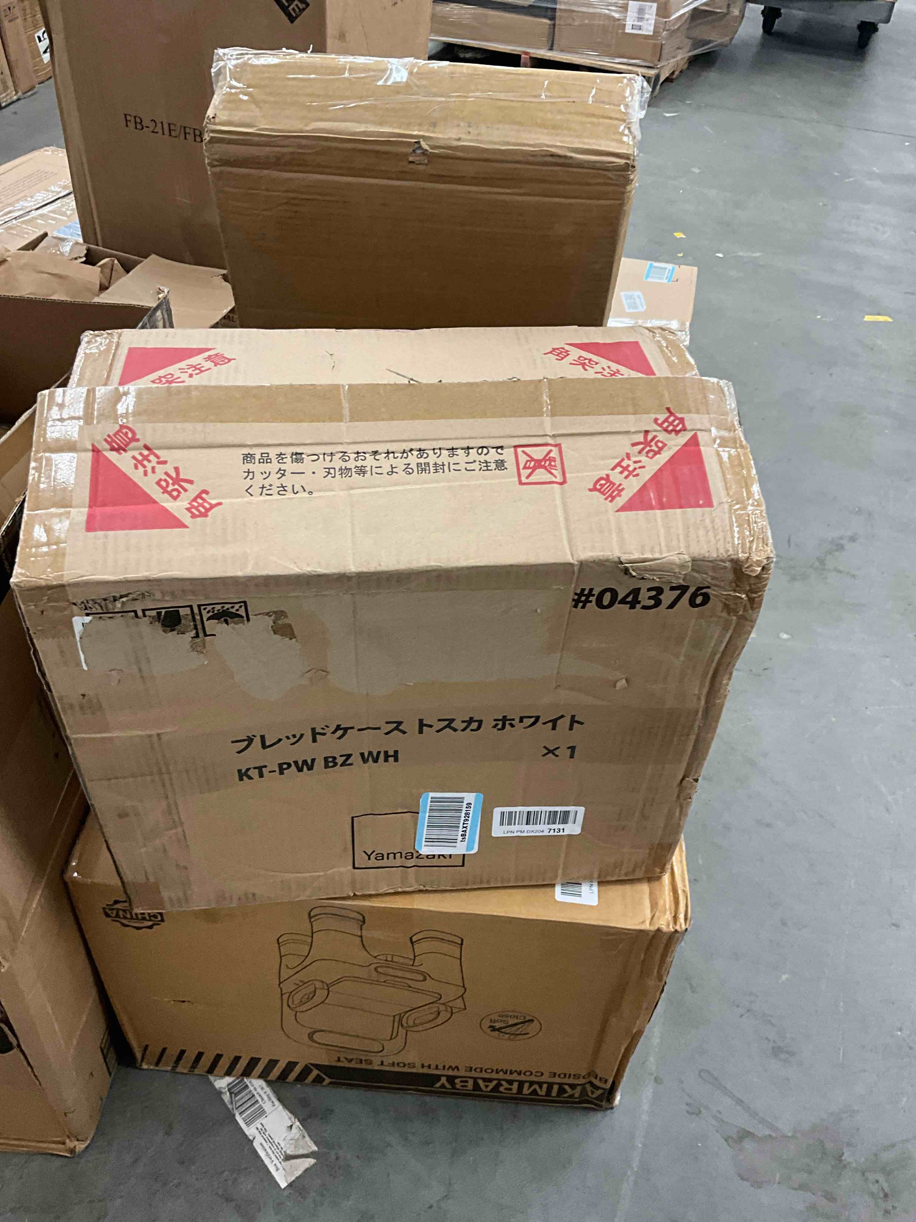 https://s3.amazonaws.com/lotting-images-prod/EmanualPiazza/PNK3440371_1756471826074.jpeg