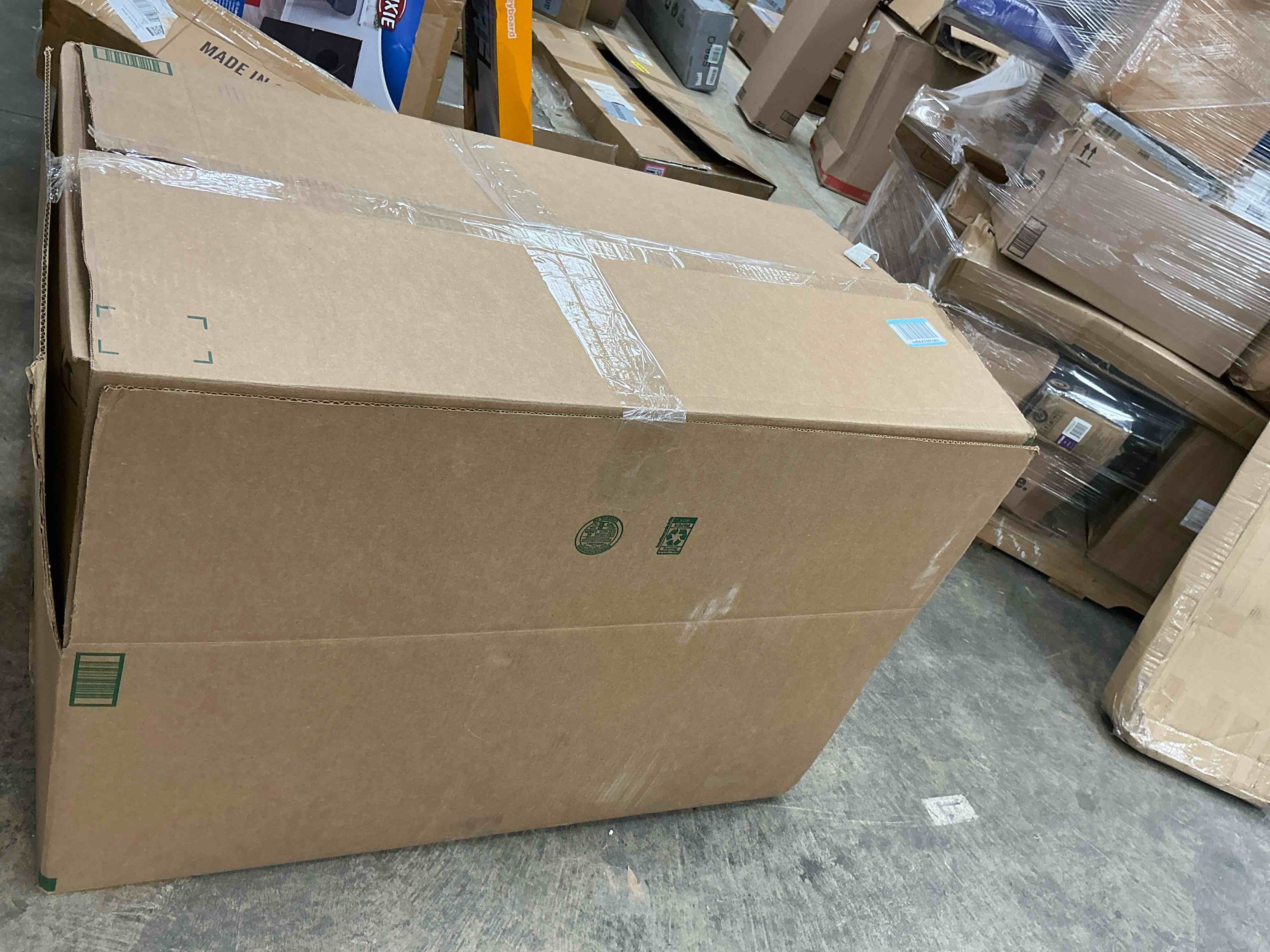 https://s3.amazonaws.com/lotting-images-prod/EmanualPiazza/PNK3440421_1756569861740.jpeg