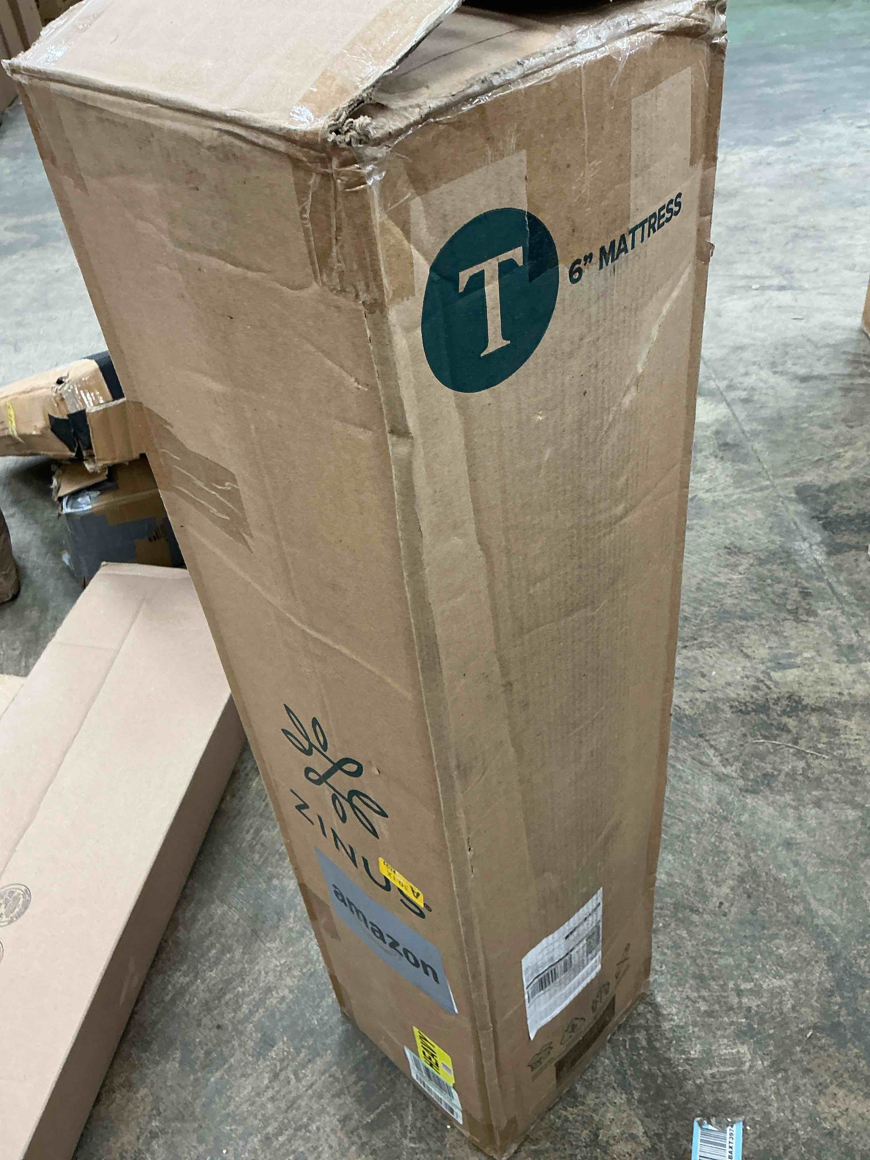https://s3.amazonaws.com/lotting-images-prod/EmanualPiazza/PNK3440434_1756568259212.jpeg