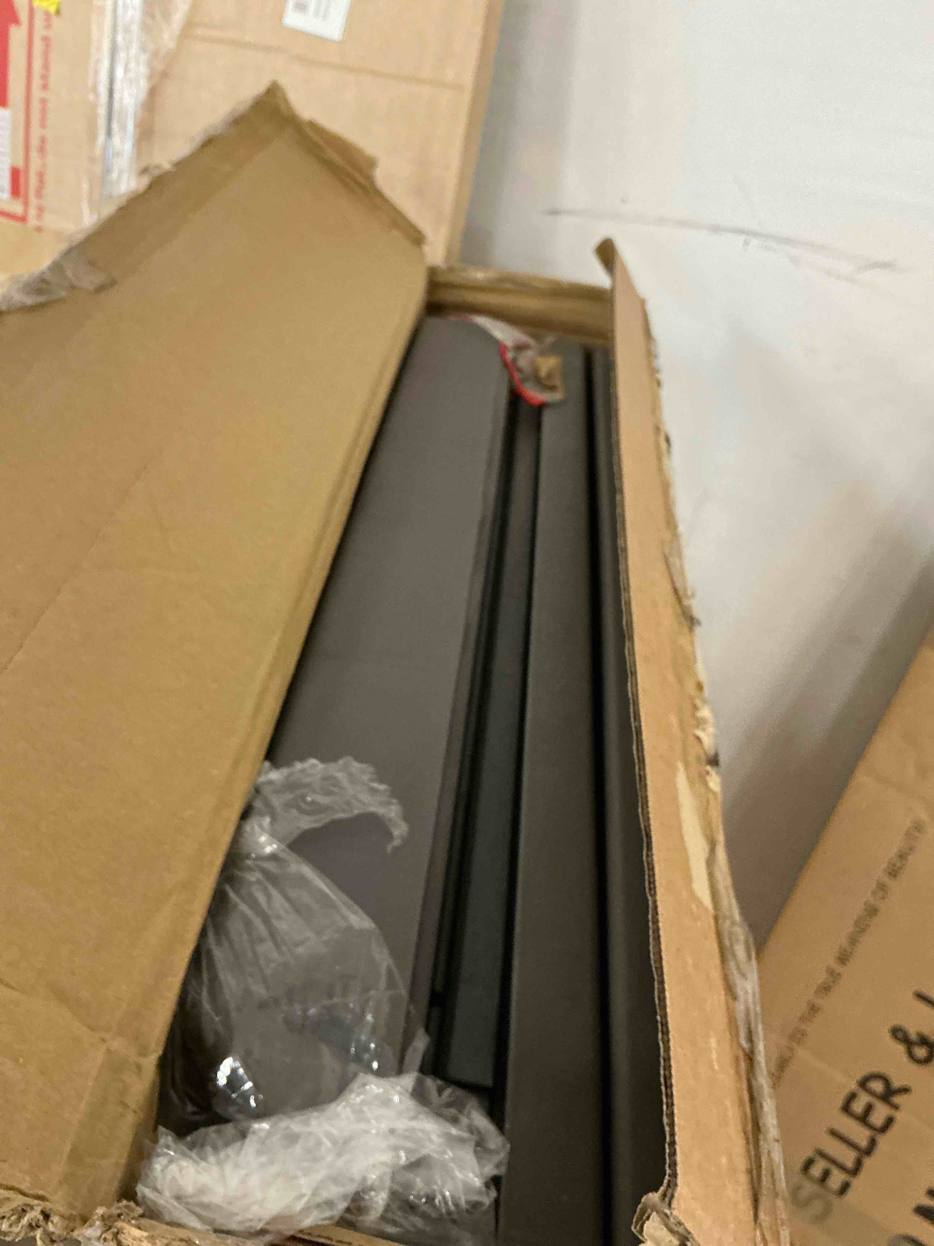 https://s3.amazonaws.com/lotting-images-prod/EmanualPiazza/PNK3440476_1756831165052.jpeg