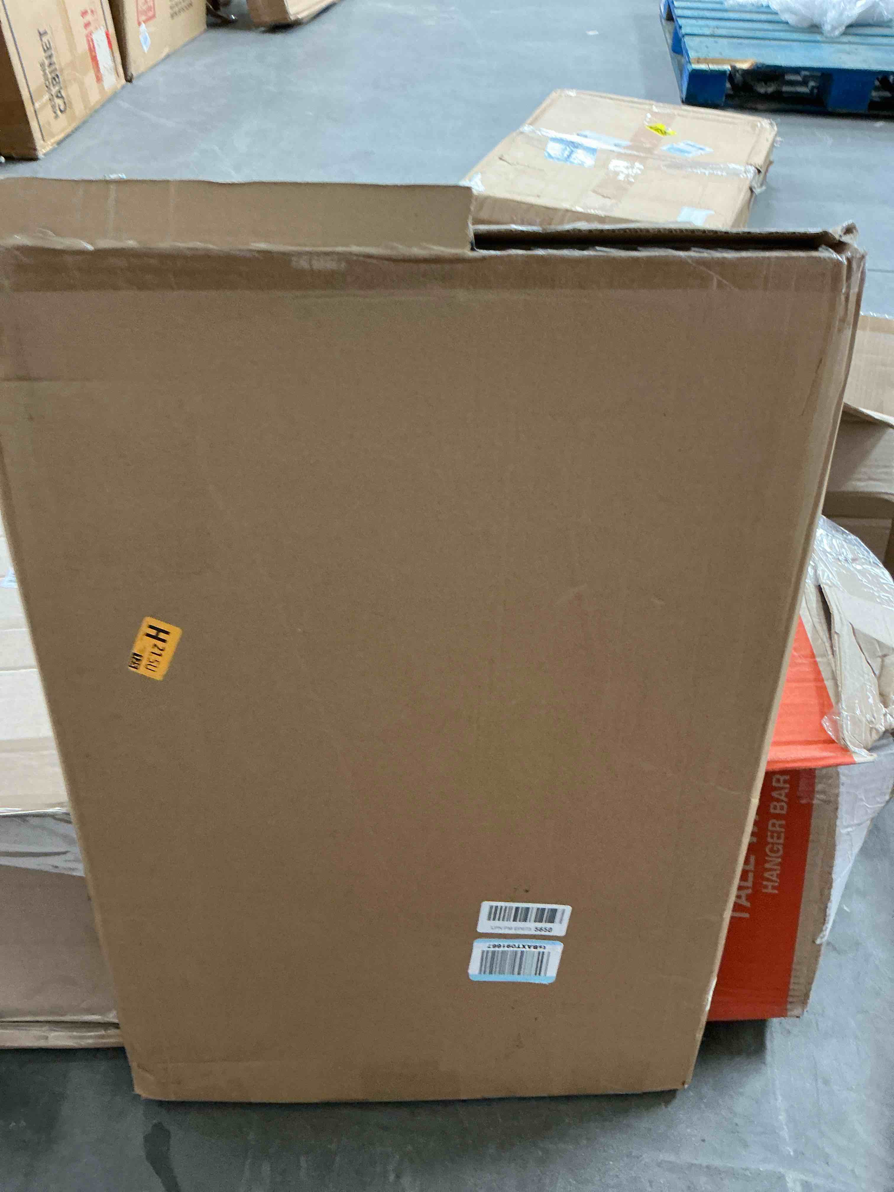 https://s3.amazonaws.com/lotting-images-prod/EmanualPiazza/PNK3440489_1756829465570.jpeg